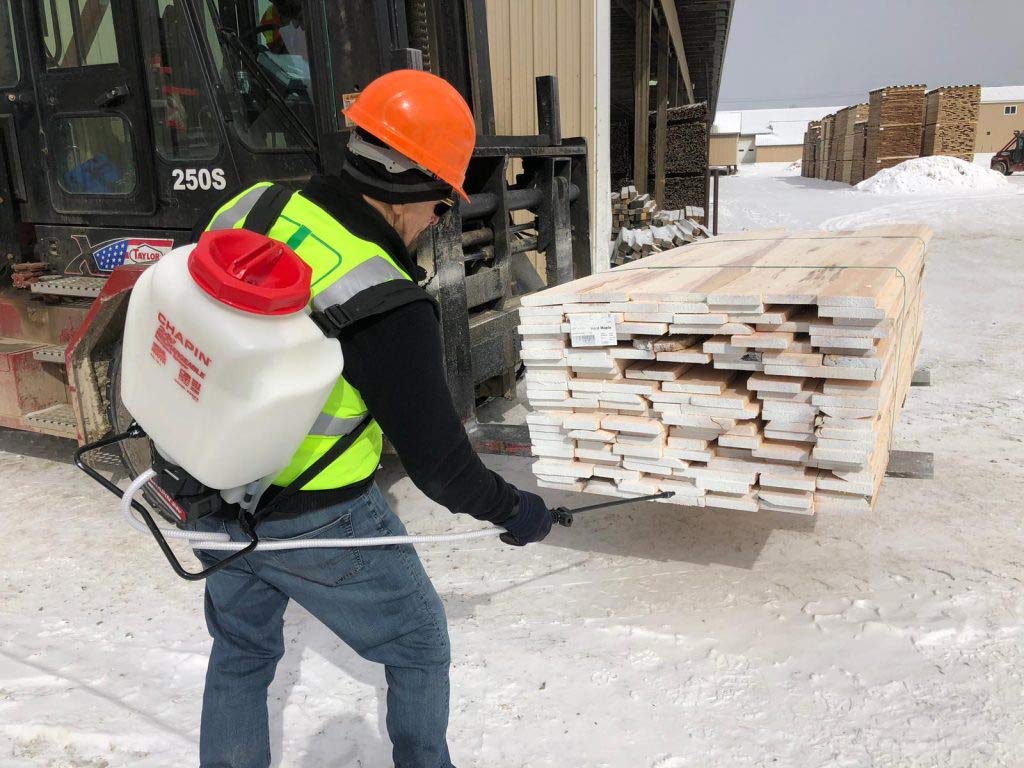 ANCHORSEAL Classic Log & Lumber End Sealer (1 Quart) - Water Based Wax Emulsion, Prevents up to 90% of End Checking on Cut Ends of Hardwood & Softwood … (1 Quart)