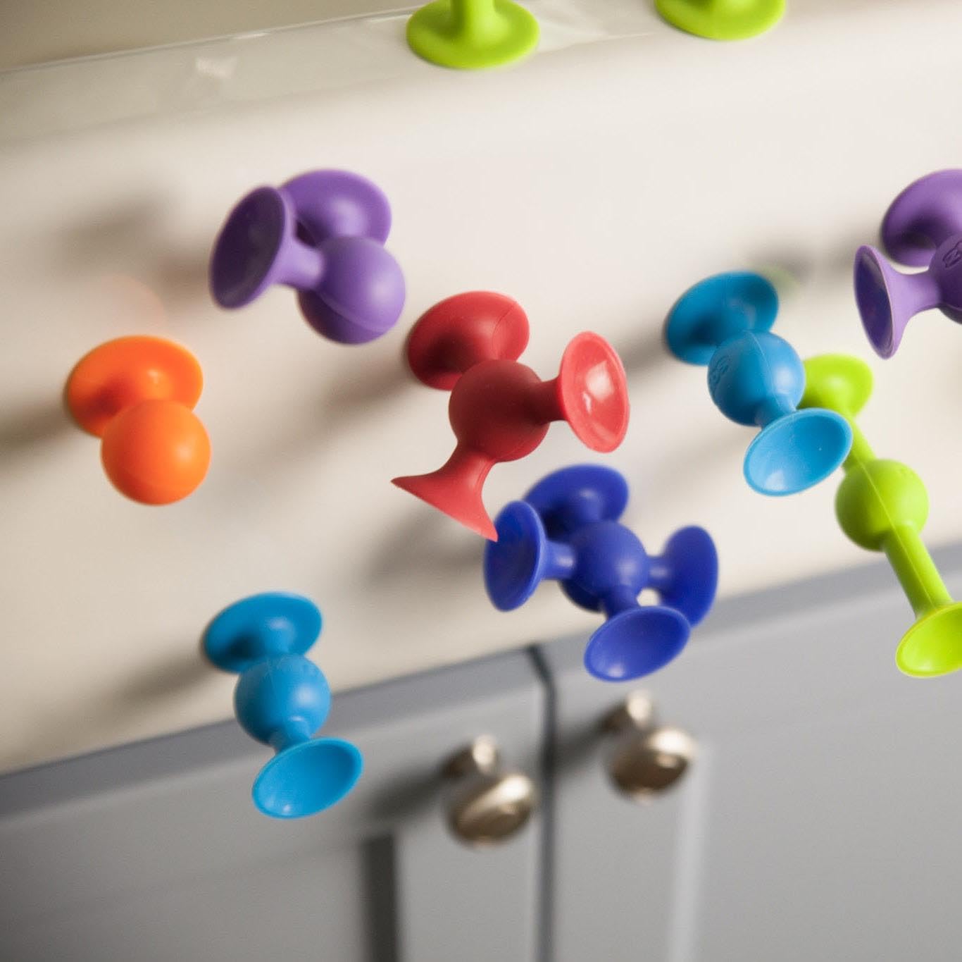 Fat Brain Toys Squigz - Deluxe Set