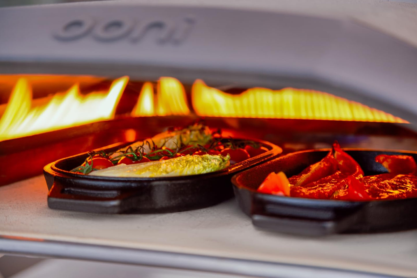 Ooni Cast Iron Sizzler Plate - Pan With Removable Handle - Pre-Seasoned Oven Safe Griddle Cookware