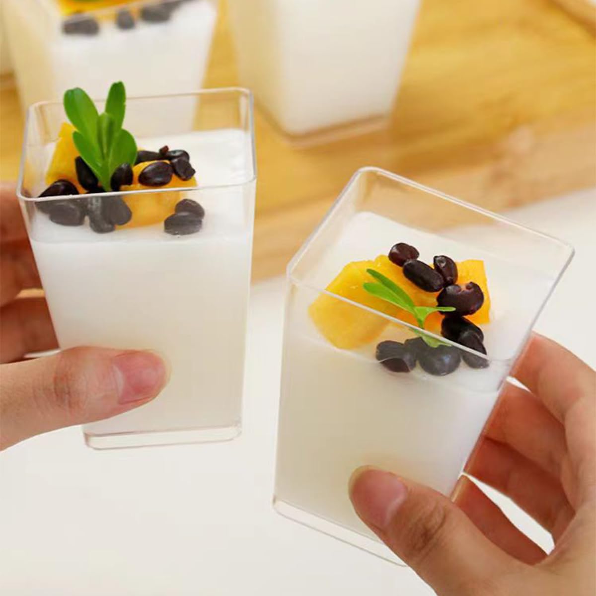 mwellewm 100Pcs Dessert Cups with Spoons&Cocktail Picks 5 Oz Mini Clear Plastic Parfait Shooter Cup Round Small Round Serving Goblet Disposable Appetizer Fruit Desert Bowl for Party Charcuterie