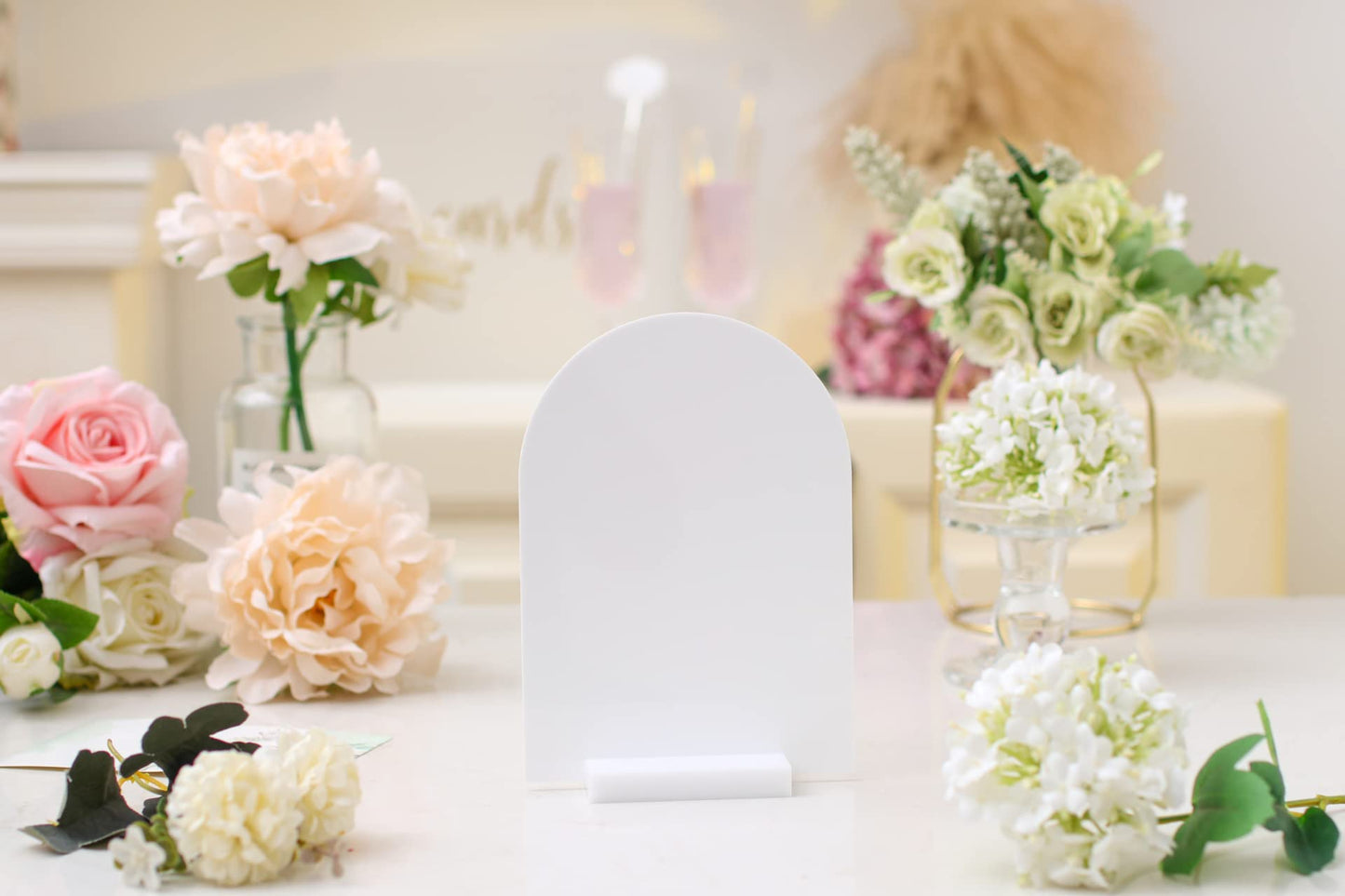 UNIQOOO 3" White Acrylic Stand | Wedding Sign Holders, 20 Count