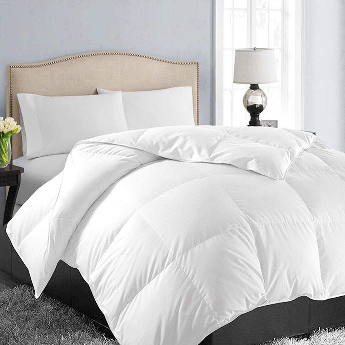 EASELAND Comforter Queen Size - All Season Down Alternative Duvet Insert, Ultra Soft Quilted Comforter with Corner Tabs, Hotel Collection Winter Warm Fluffy Bedding, White 88x88 Inches