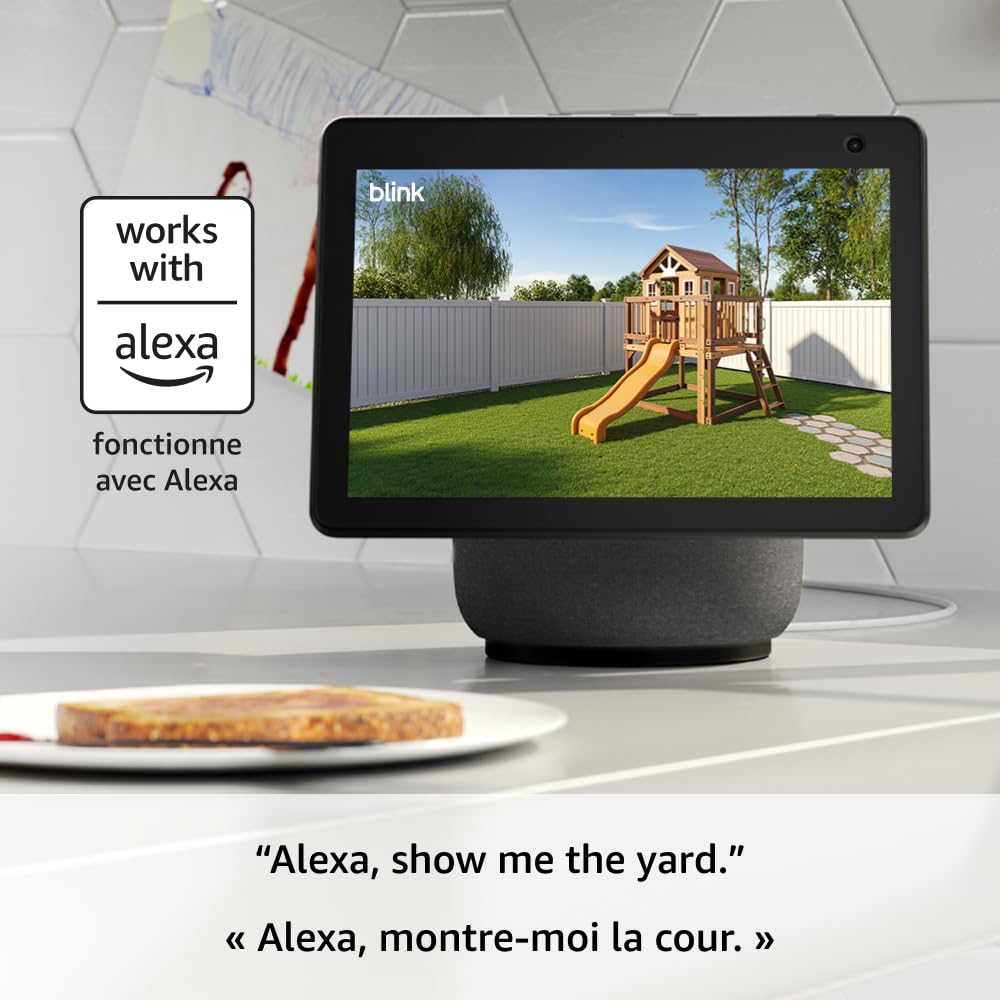 Blink Outdoor 4 – Wireless smart security camera, two-year battery life, 1080p HD day and infrared night live view, two-way talk. Sync Module Core included – 1 camera system