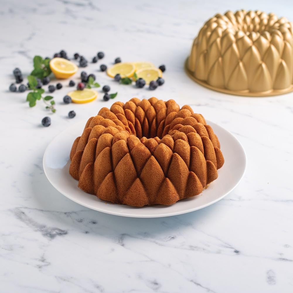 Nordic Ware Kaleidoscope Bundt, 10 Cup, Gold