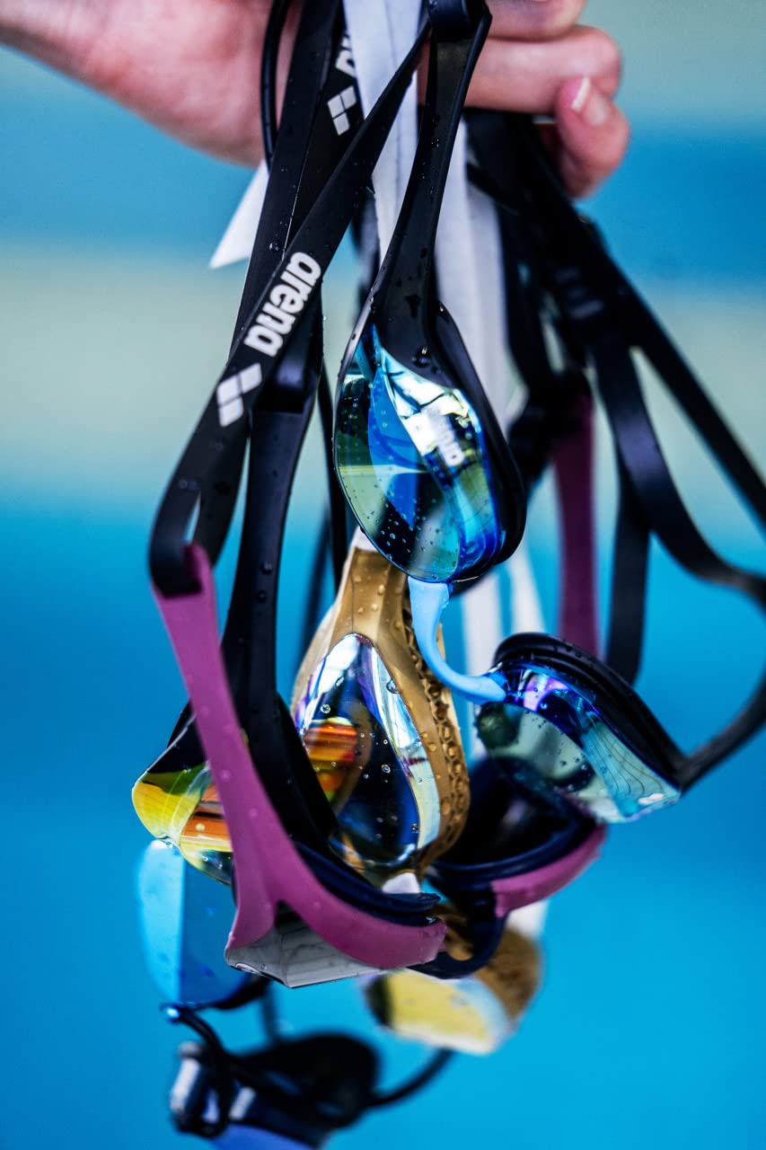 ARENA Unisex Cobra Ultra Swipe Racing Swim Goggles for Men and Women Swipe Anti-Fog Technology Polycarbonate Non-Mirror Lens, Smoke/Peacock