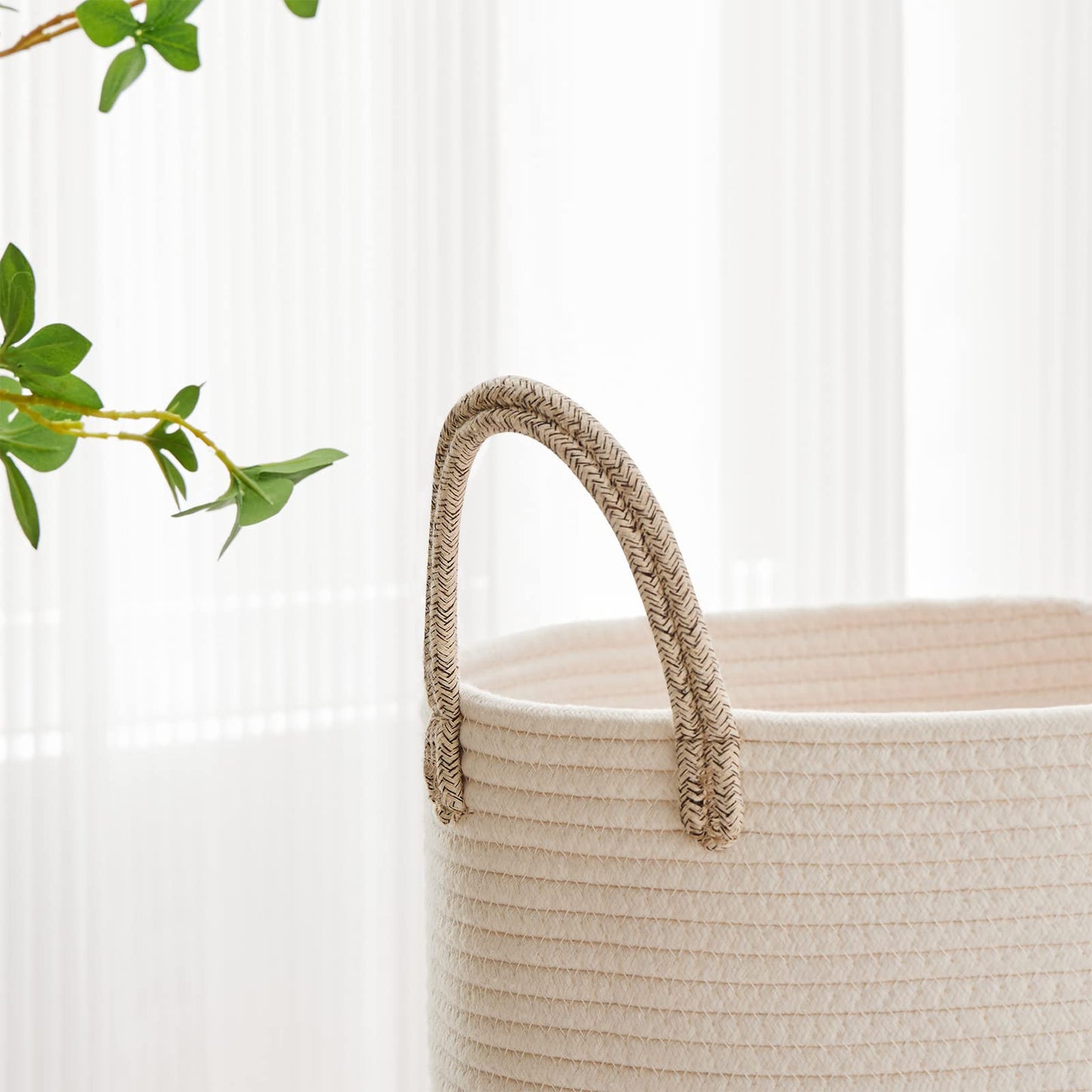 VIPOSCO Large Laundry Hamper, Tall Woven Rope Storage Basket for Blanket, Dirty Clothes in Living Room, Bathroom, Bedroom - 53L White & Brown
