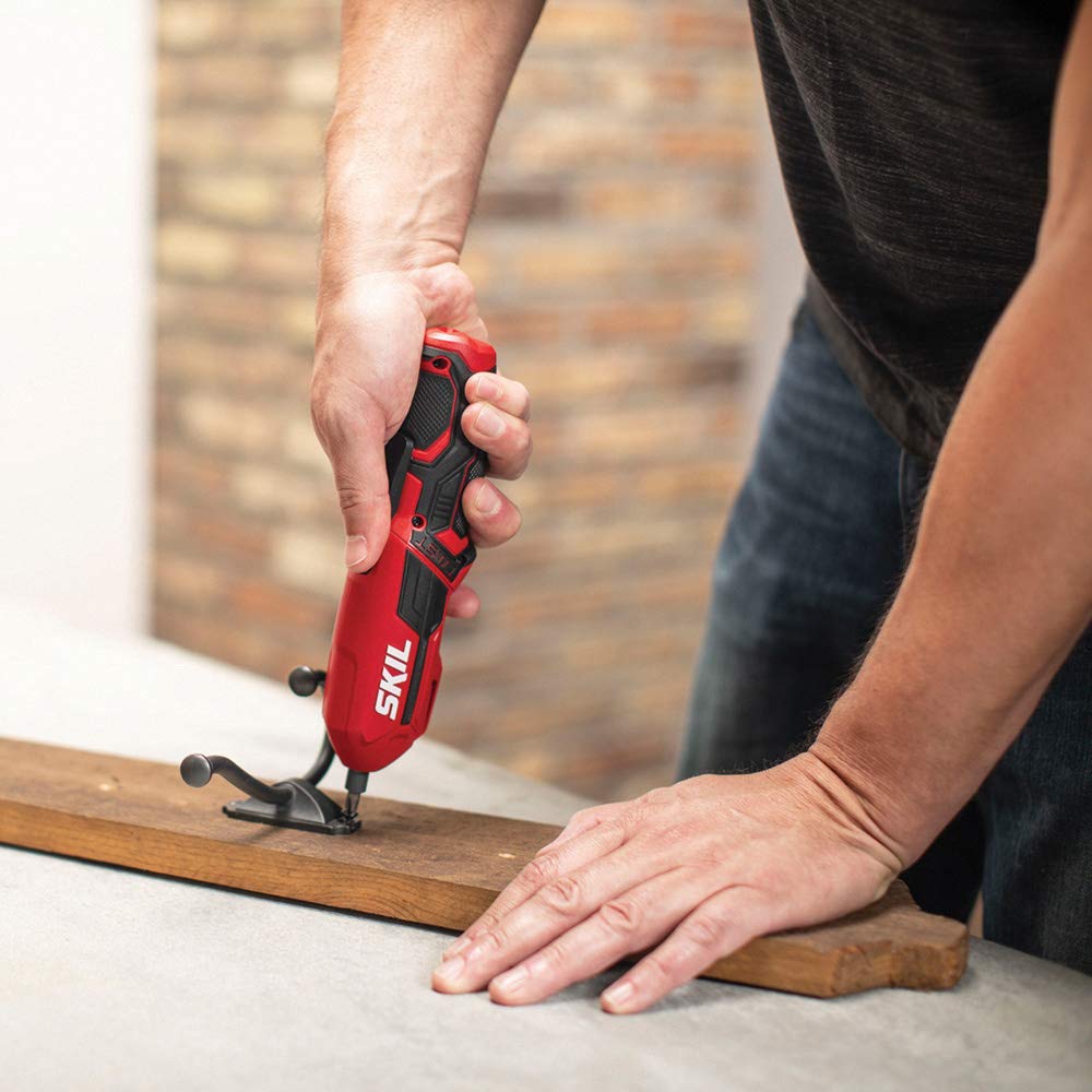 *SKIL 4V Pivot Grip Screwdriver
