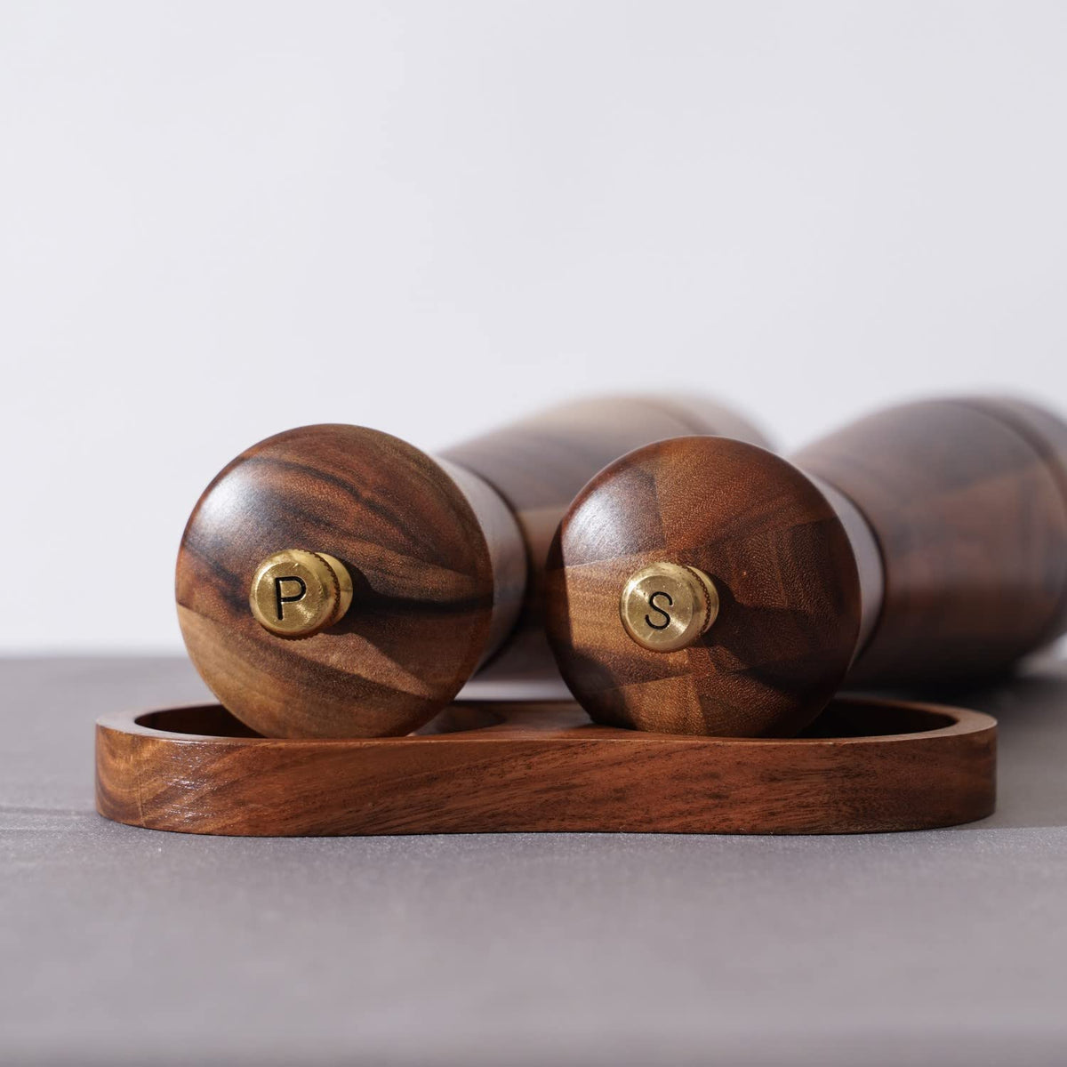 DeroTeno Salt and Pepper Grinder Set with Tray, Adjustable Ceramic Grinder Salt Mill, Stainless Steel Grinder Pepper Mill, Acacia Wood, 27 cm / 10 inch Height, Bottom Dia 6 cm (Tray is Included)
