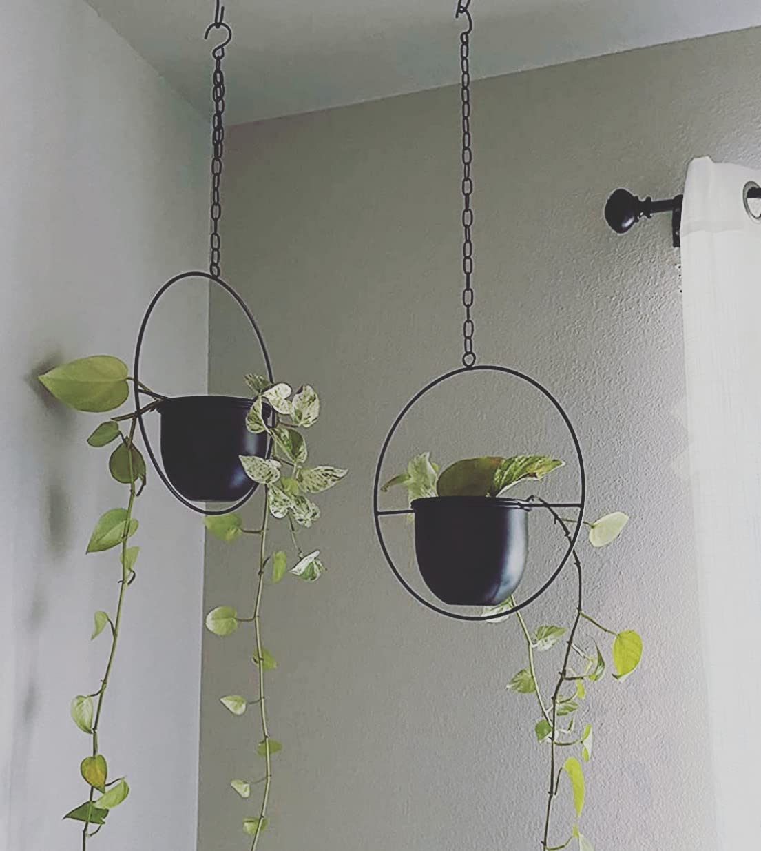 2 Pack Shineloa Boho Metal Hanging Planters with 6" Pot (Detachable) + Hook + Chain | Hanging Planters Indoor, Modern Wall & Ceiling Planters, Mid Century Planter for Indoor & Outdoor, NO Plant incld