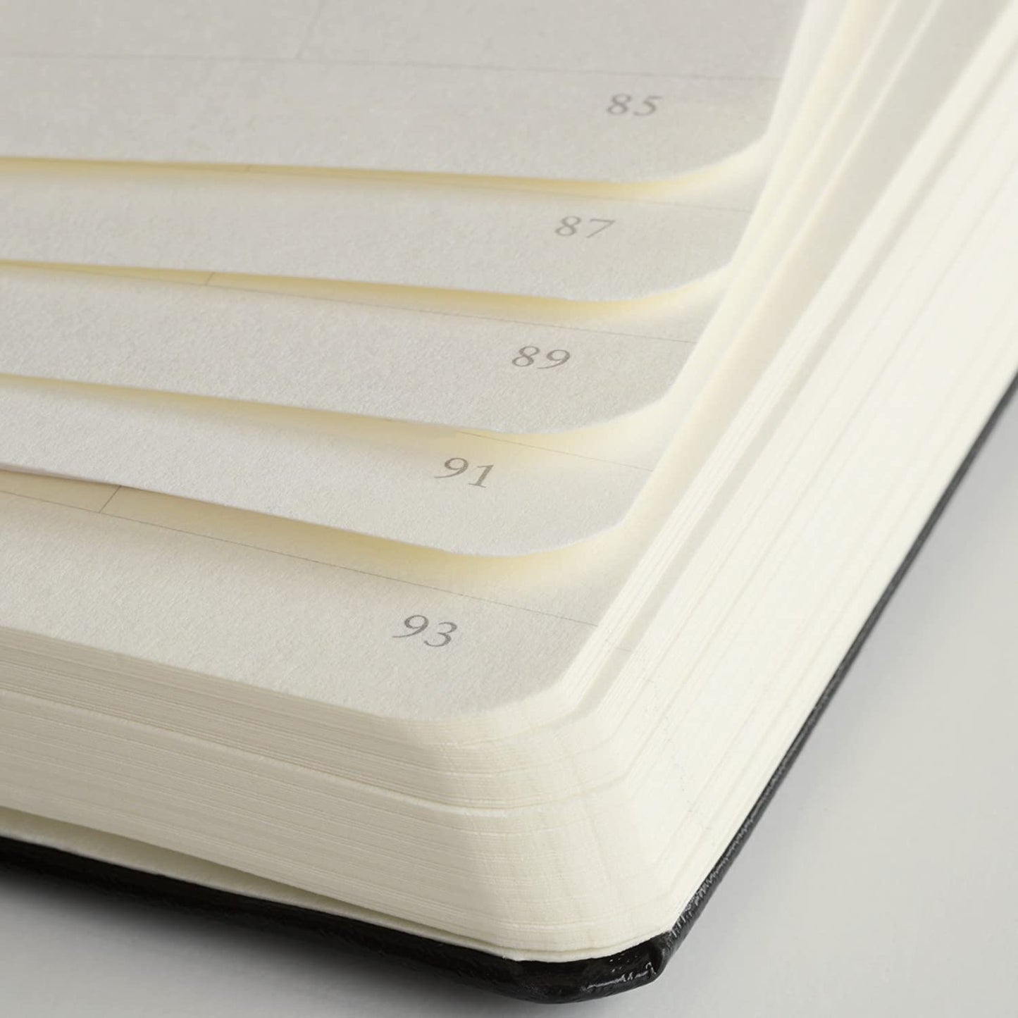 LEUCHTTURM1917 - Notebook Hardcover Medium A5-251 Numbered Pages for Writing and Journaling (Black, Ruled)