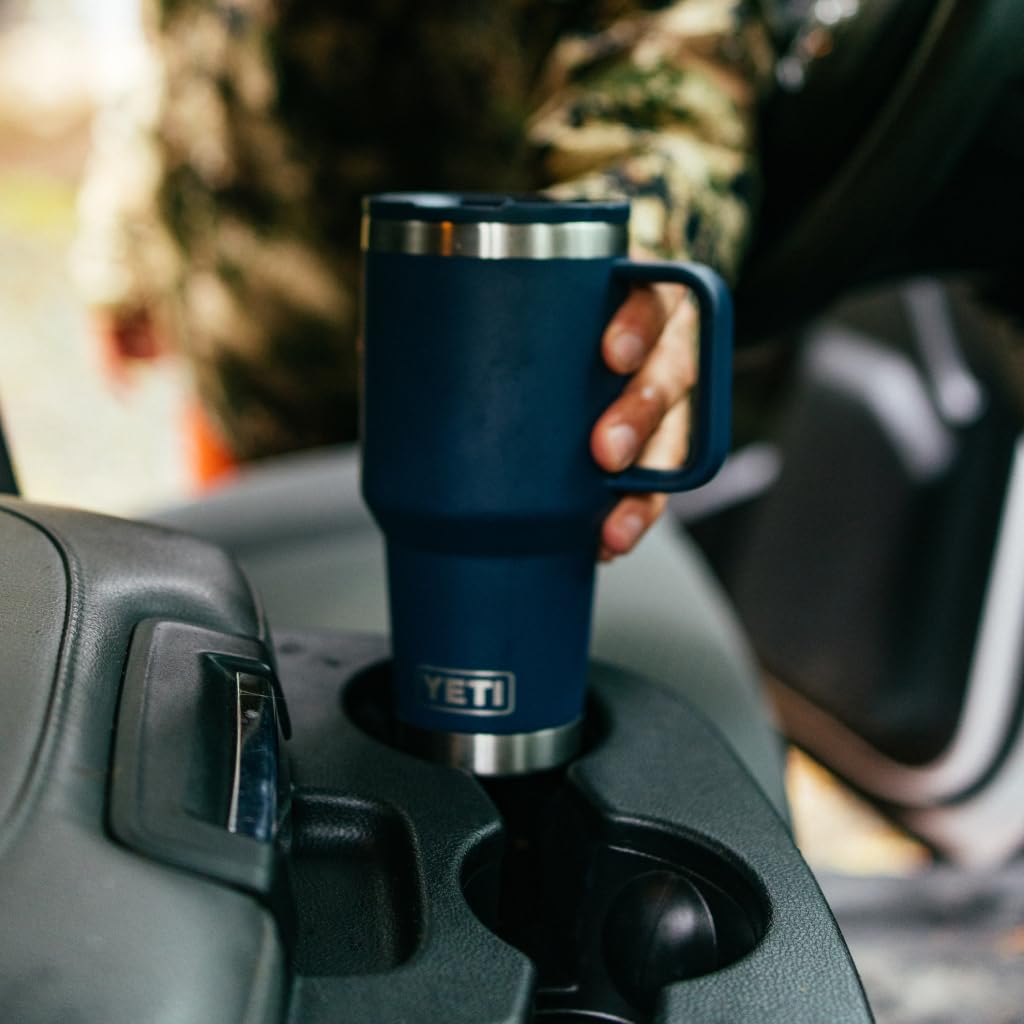 YETI Rambler 30 oz Travel Mug with Flip Straw Lid – Stainless Steel, Vacuum Insulated, Leakproof, Cup Holder Friendly, Black