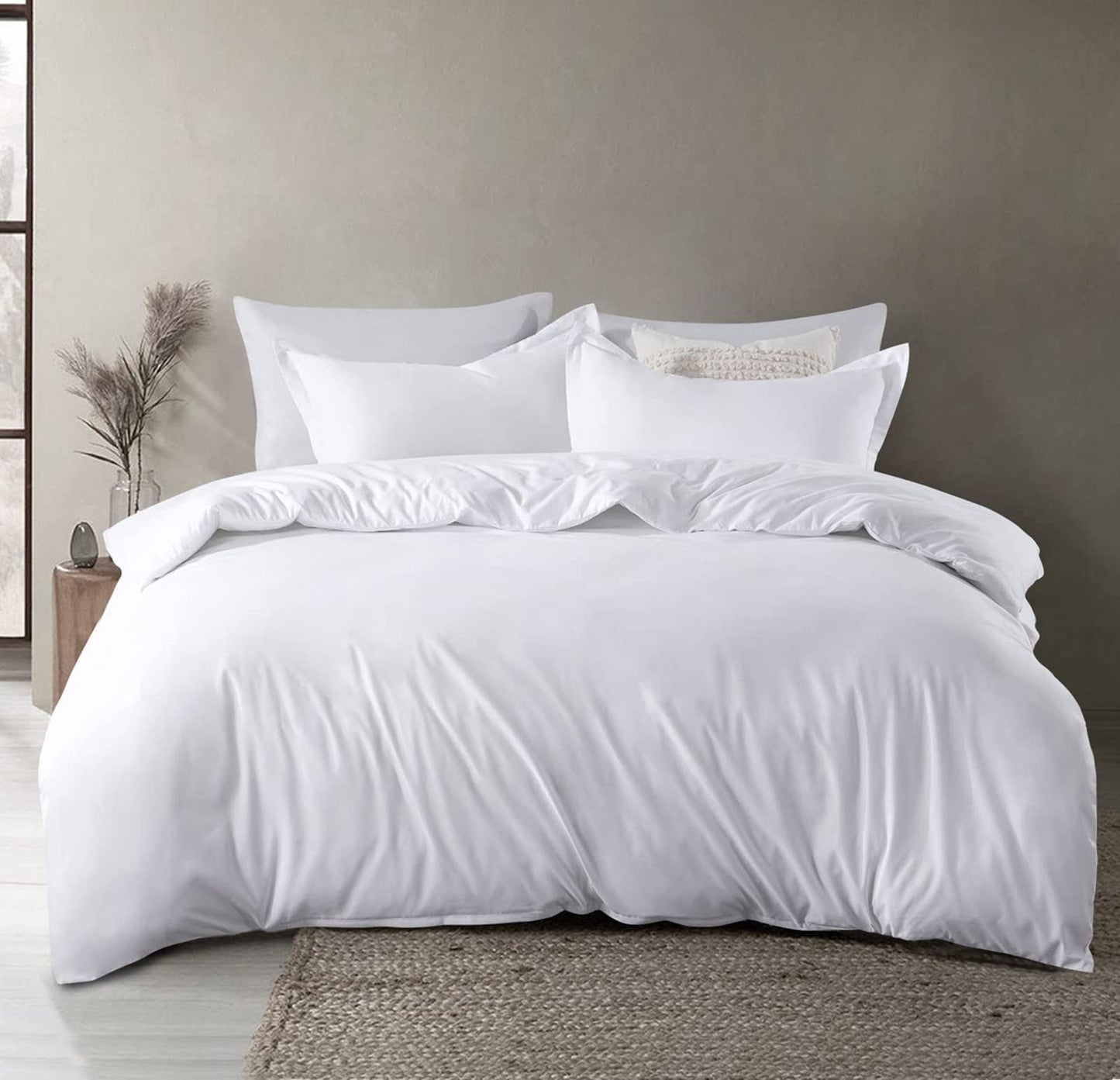 Duvet Protector Waterproof Breathable Reusable White IncontinenceProtector Duvet Cover Double Zipper Protective Multi-use for Babies, Adults and Pets. (White,Queen)