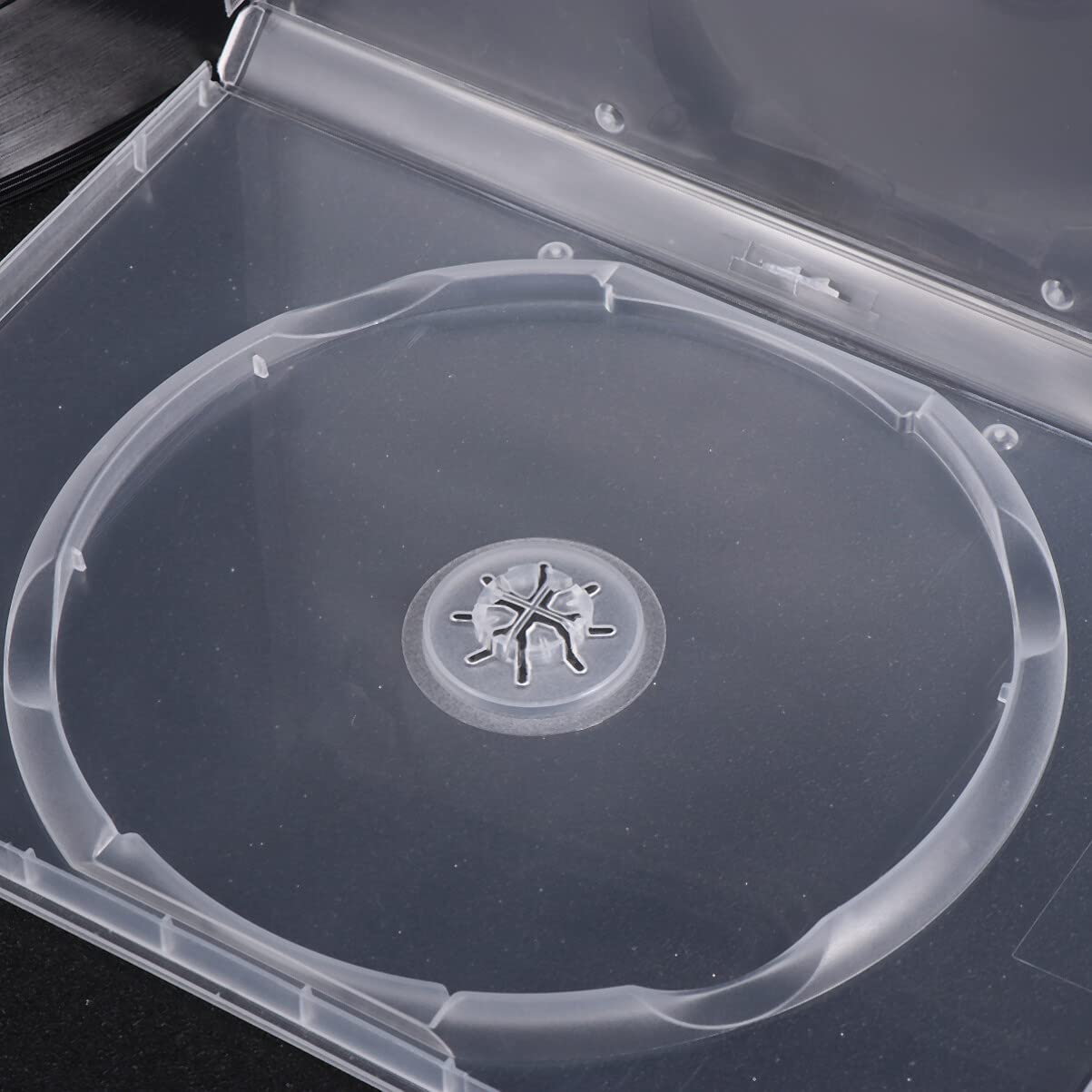 Hemobllo 6-Pack Clear CD/DVD Storage Cases 19x13.5x1.4 cm PP – Holds 15 Discs Each, Label Window for Quick ID, Slim Portable Organizer for Travel, Car & Home Media Libraries