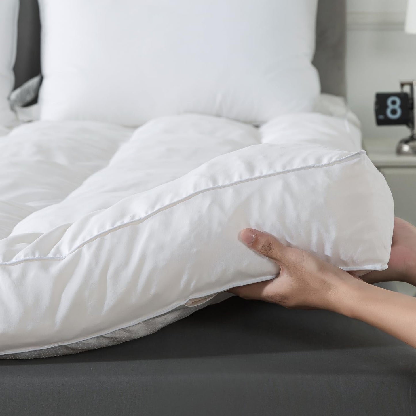 WhatsBedding 5 Inch Memory Foam Mattress Topper Twin for Back Pain Relief, Filled with Breathable Memory Foam, Soft Fluffy Supportive Bed Mattress Topper, 75x39x5in