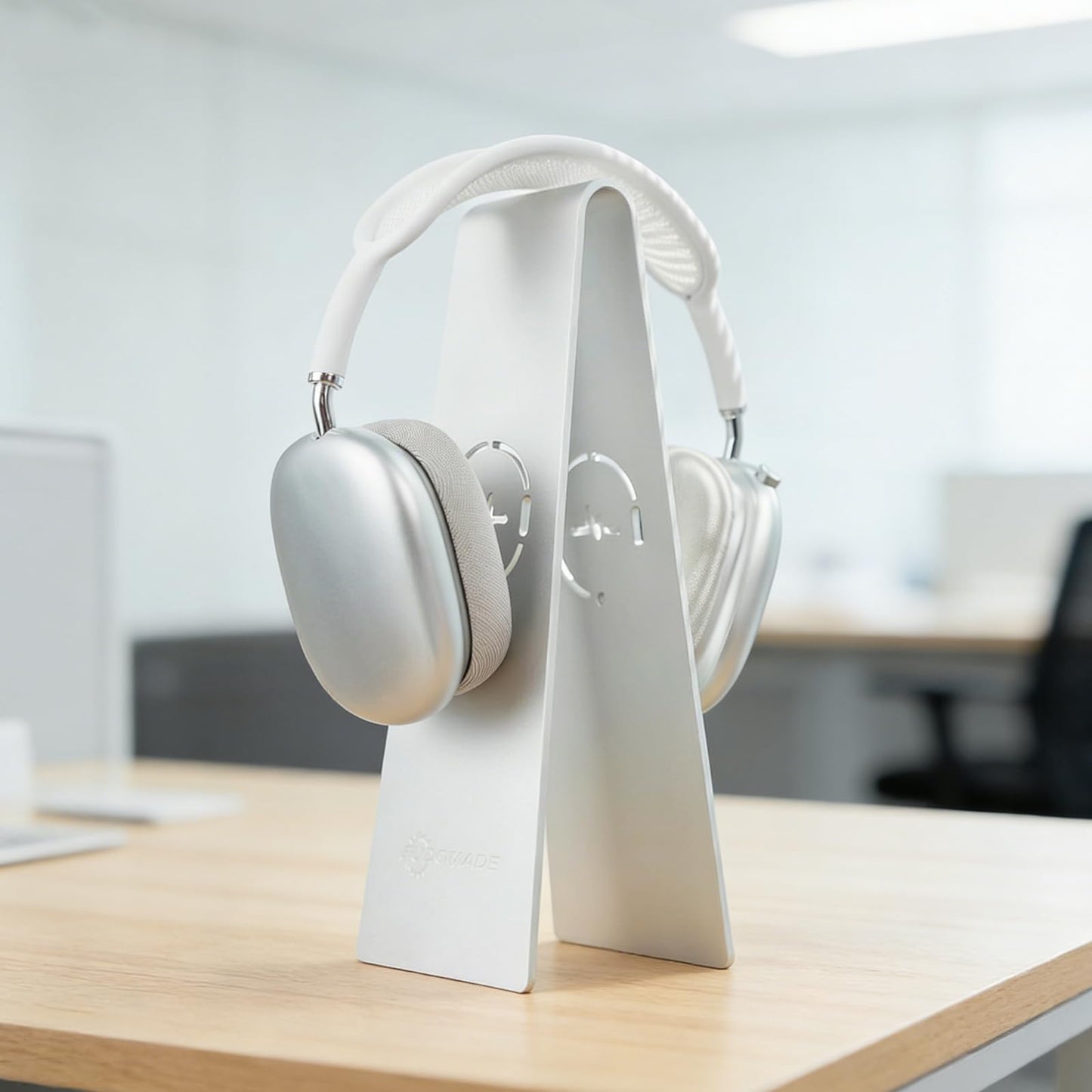 Aluminum Headphone Stand, Universal Headset Holder for Desk, Gaming Headphone Hanger with Anti-Slip Base, Compatible with Over-Ear & On-Ear Headphones