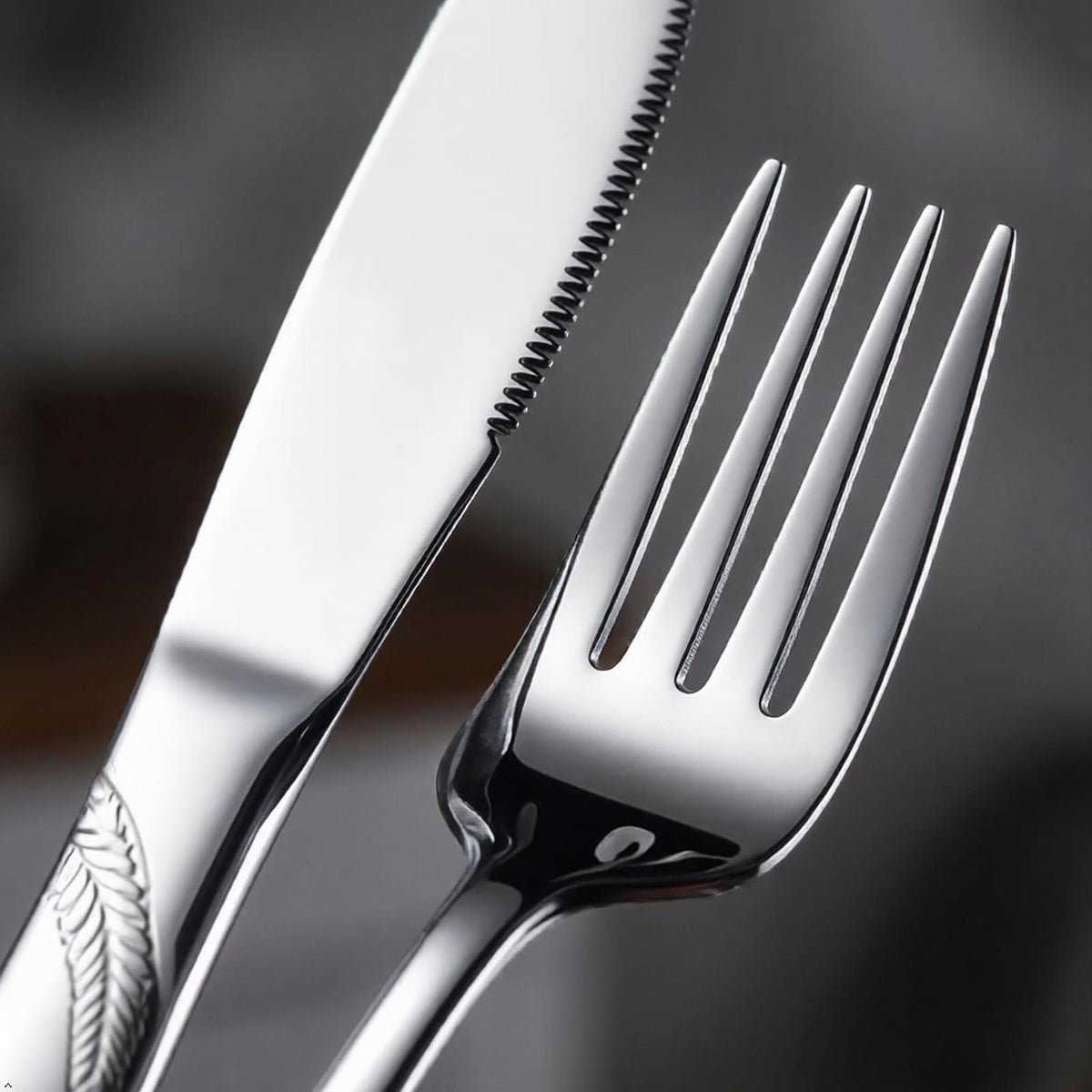 Nicesh 80-Piece Stainless Steel Flatware Cutlery, Service for 16