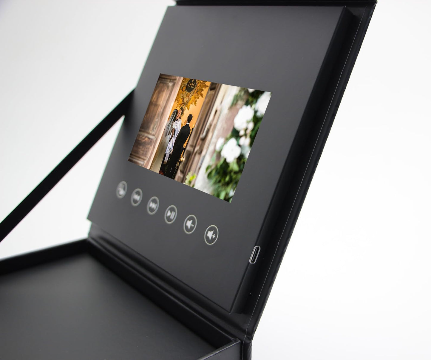 Wedding & Birthday Video Gift Box – 5-Inch IPS Screen, 4GB, Type-C – Custom Magnetic Closure for Personalized Greetings