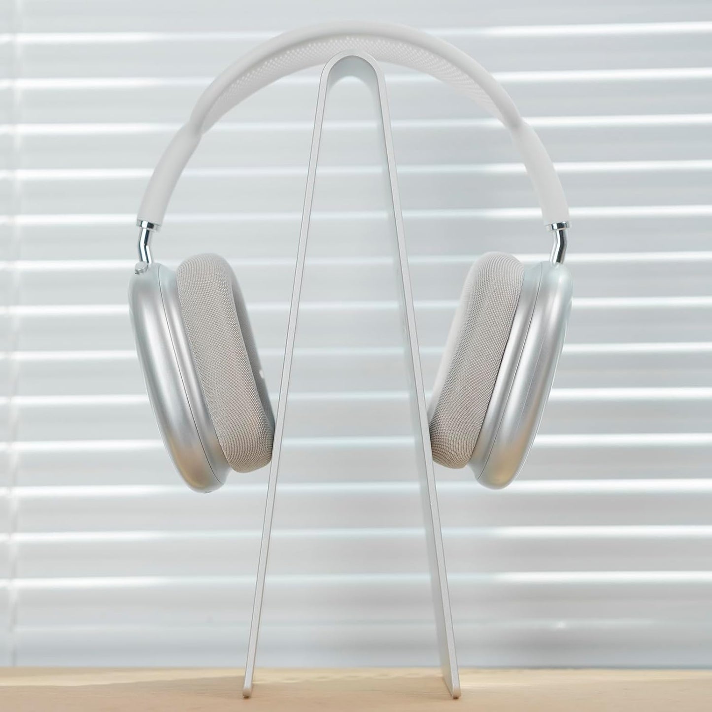 Aluminum Headphone Stand, Universal Headset Holder for Desk, Gaming Headphone Hanger with Anti-Slip Base, Compatible with Over-Ear & On-Ear Headphones