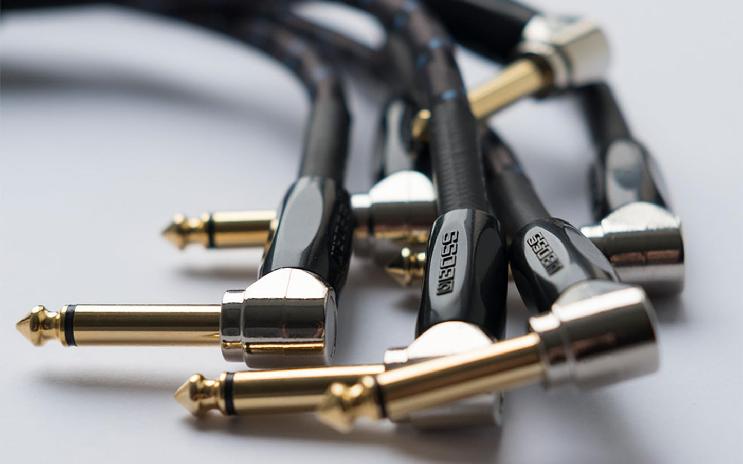BOSS 10-Feet (3m) Instrument Cable, Straight/Angle ¼” Jack (BIC-10A)