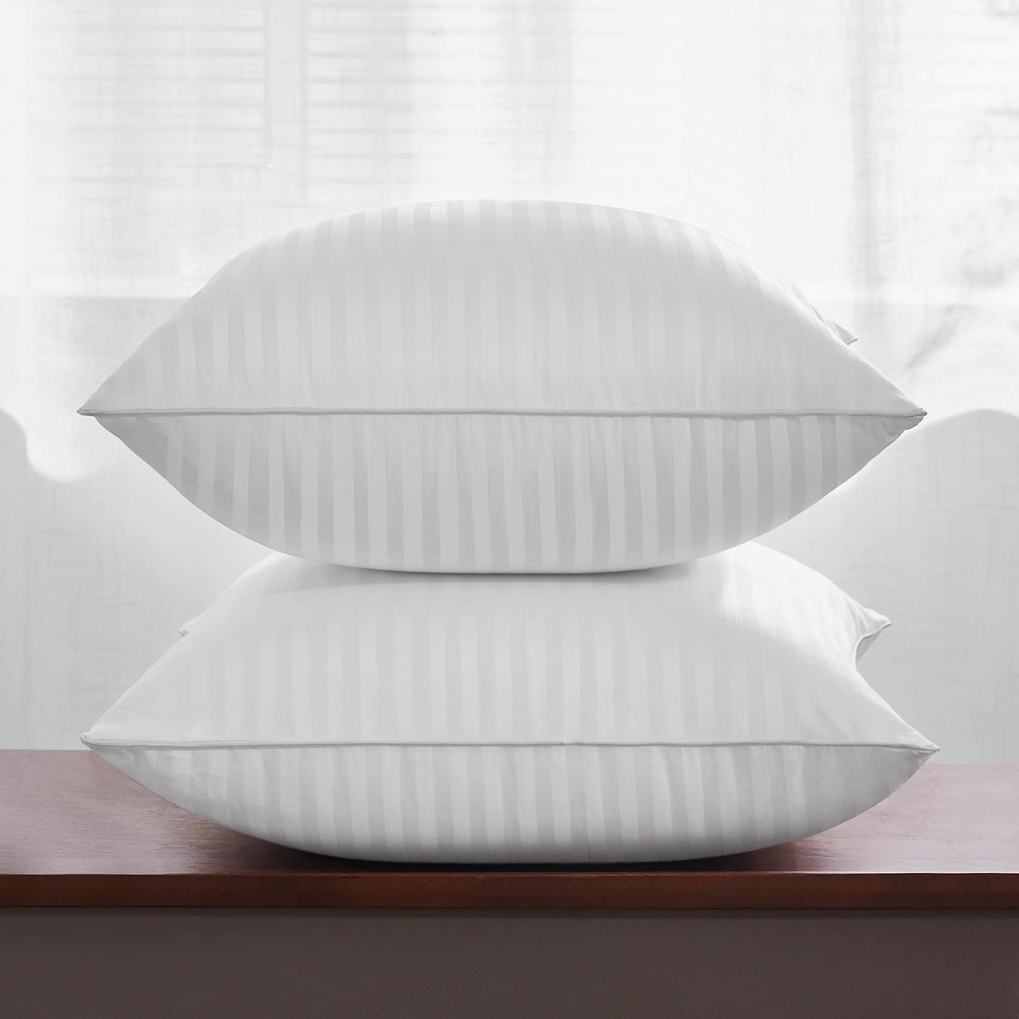 Oubonun 20 x 20 Throw Pillow Inserts, Firm and Fluffy Decorative Square Pillows for Couch Bed Sofa with Soft Cotton Cover White Cushion with Down Alternative Pack of 2
