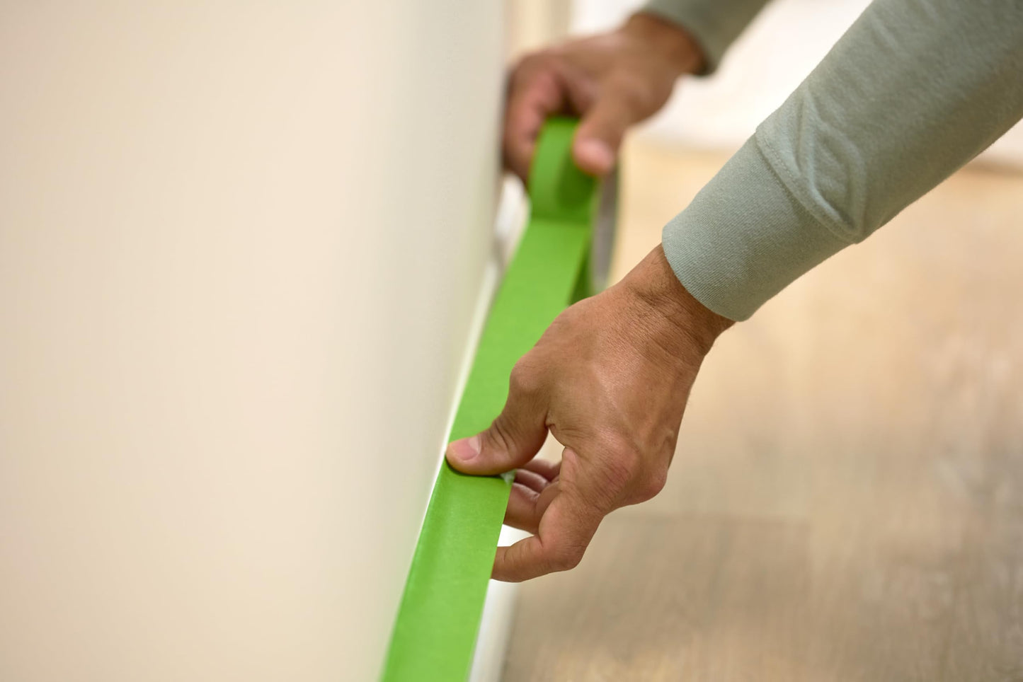 FROGTAPE 240659 Multi-Surface Painter's Tape with PAINTBLOCK, Medium Adhesion, 0.94 Inches x 60 Yards, Green, 6 Rolls