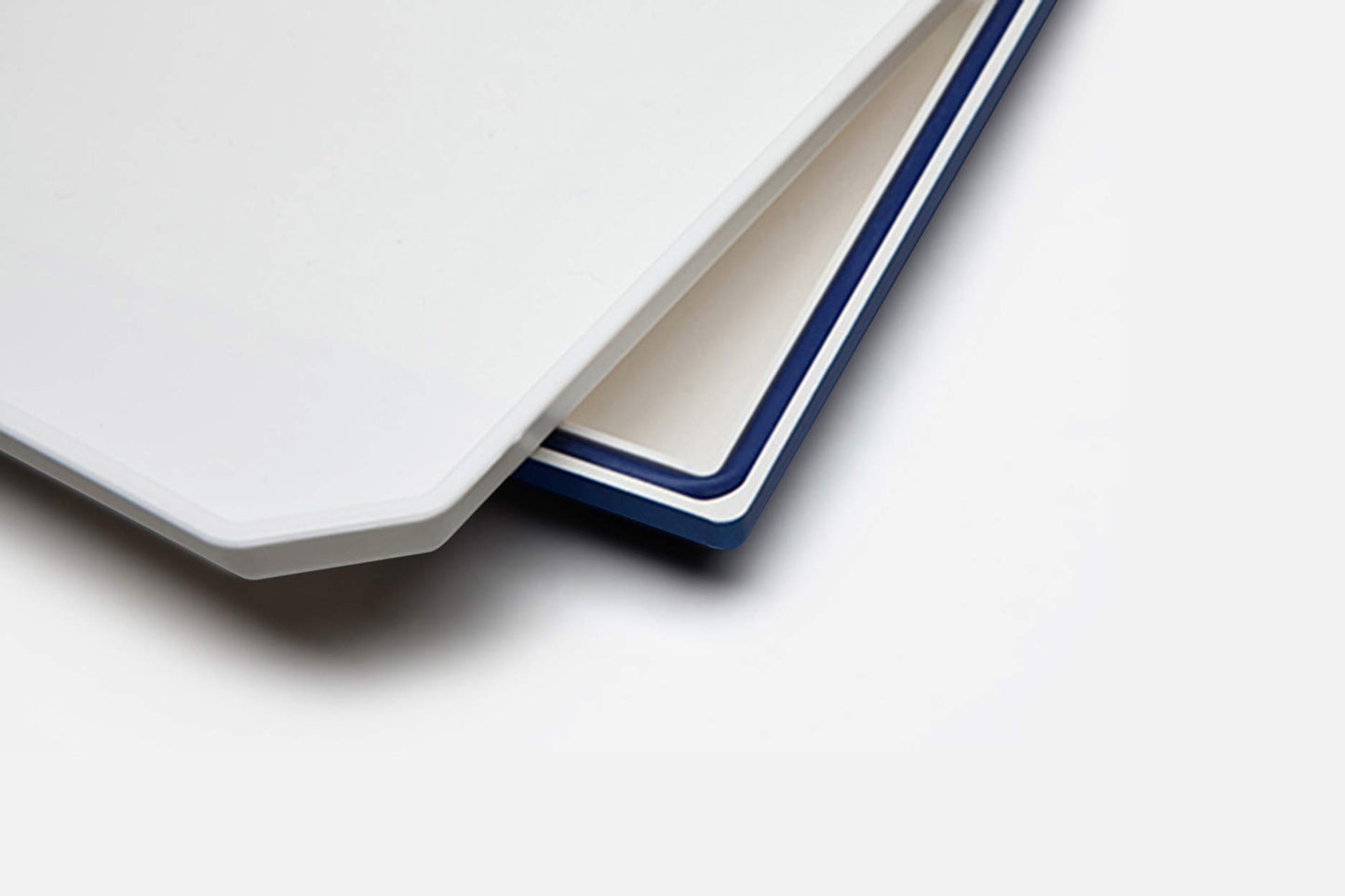 Mijello 92-WP3024B Martin Airtight Leak Proof Fusian Watercolor 24-Well Palette