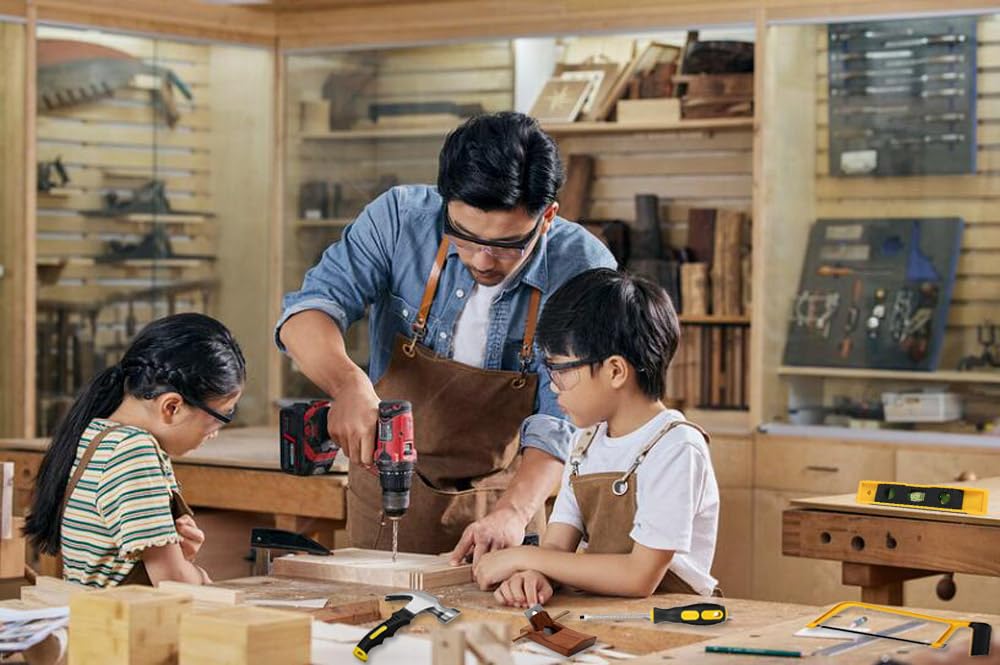 QeeHeng Kids Tool Set，Kids Real Tool Kit with Real Hand Tools, Children Construction Beginner Learning Tools Hammer Box for Home DIY Building and Woodworking, Great Gift for Boys & Girls