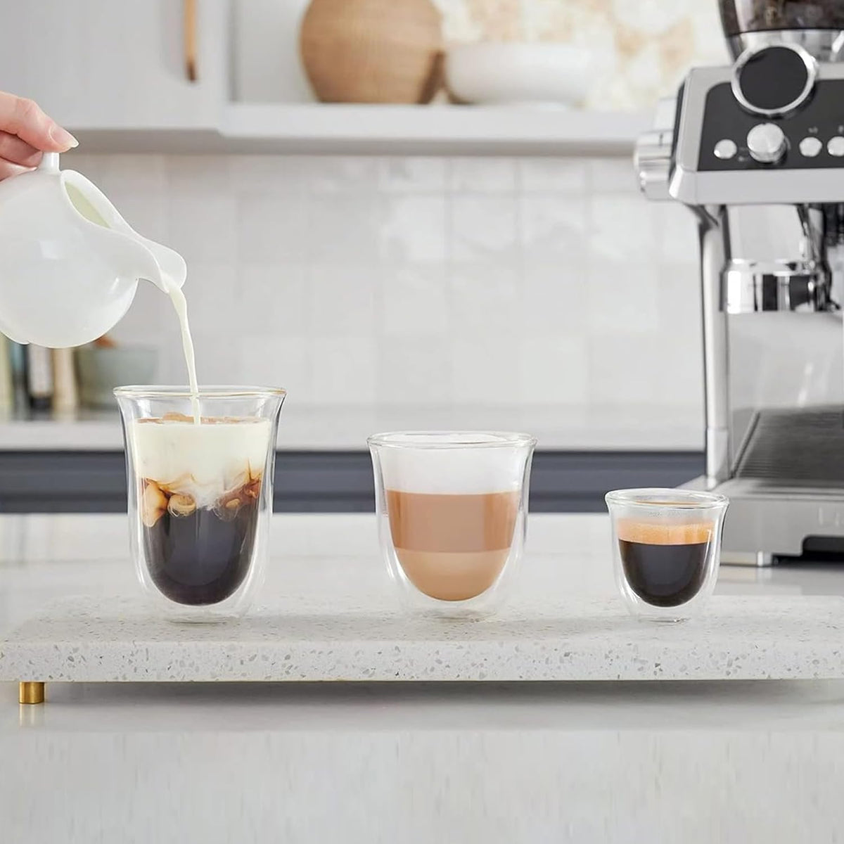 De'Longhi Trio Gift Set 2 Espresso, 2 Cappuccino, 2 Latte Double Wall Thermal Glasses, DLSC302
