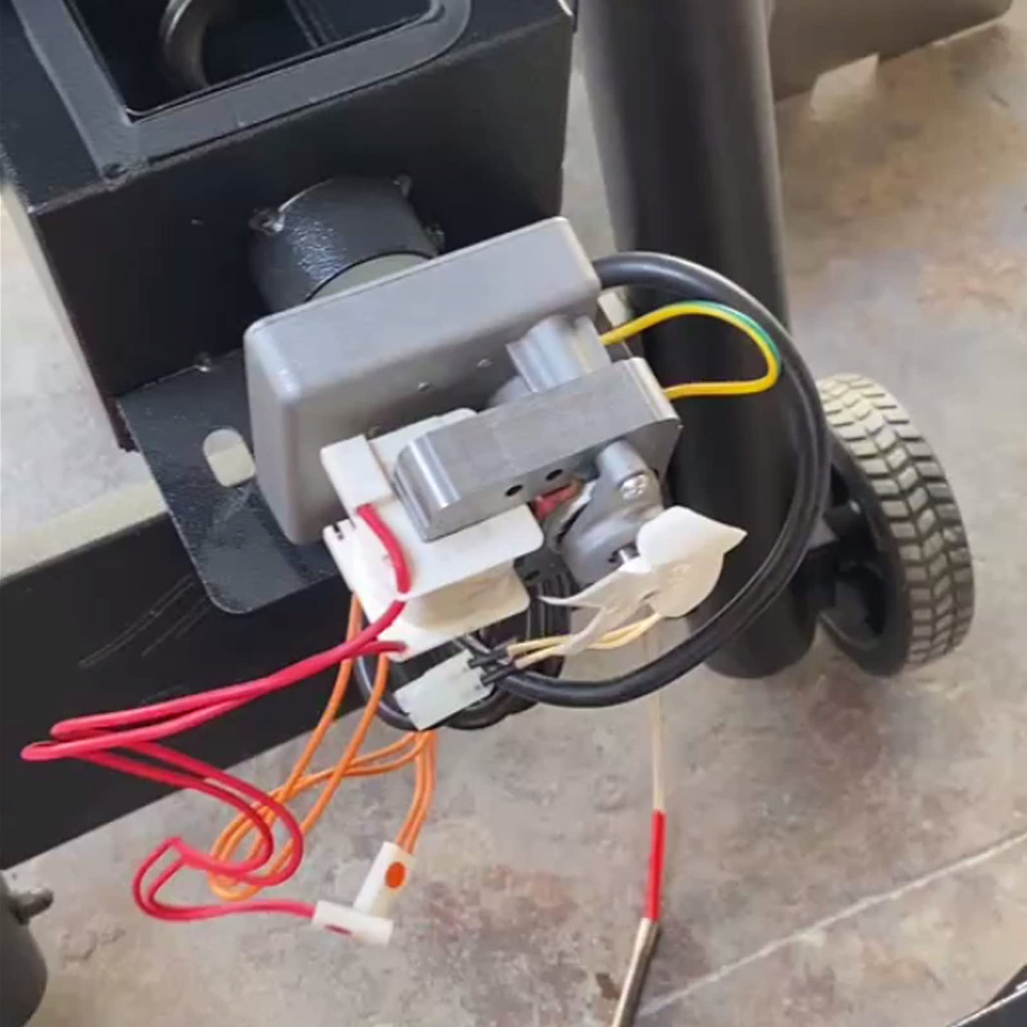 Upgraded 2.0 RPM Auger Motor Replacement for Pit Boss Pellet Grills, Compatible with Traeger & Camp Chef, 120V 60Hz 2 Pole Auger Motor Replacement Parts