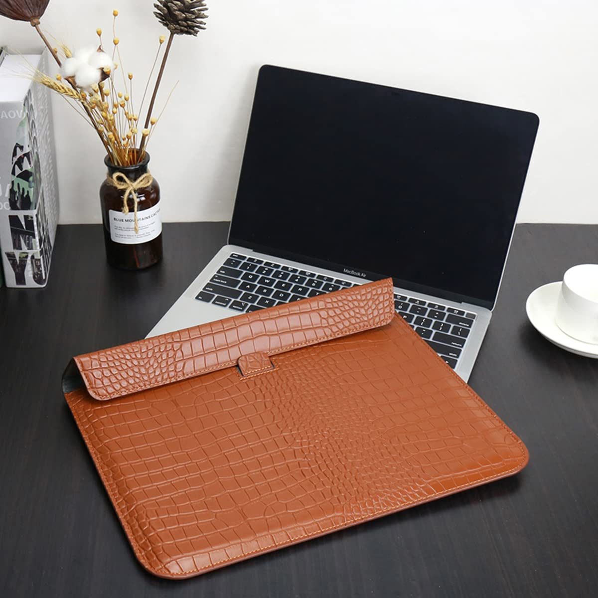 Seanai 15-16 Inch Crocodile Faux Leather Laptop Sleeve Case with Magnetic Closure & Stand Function for MacBook Air 15 Pro 15 Pro 16 M5 M4 M3 M2 M1 A3448 A3241 A2485 A3428 A3429 (2019-2026), Brown