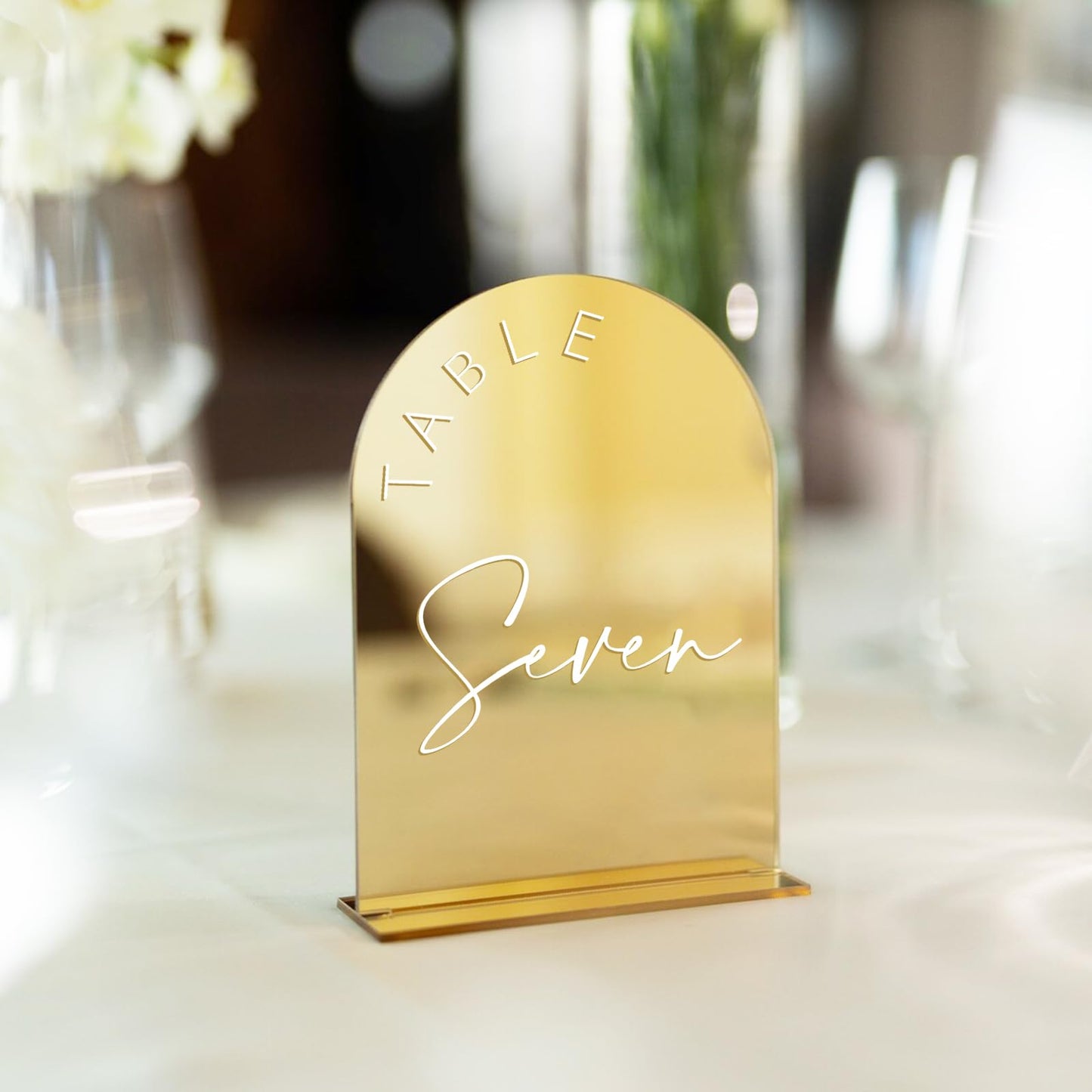 Gold Mirrored Arch Wedding Table Numbers with Stands 1-30, 5x7 Inch Acrylic Arch Sign with Holder, Gold Arch Acrylic Table Numbers for Wedding Reception Table Centerpiece Decoration(Gold Mirror, Table