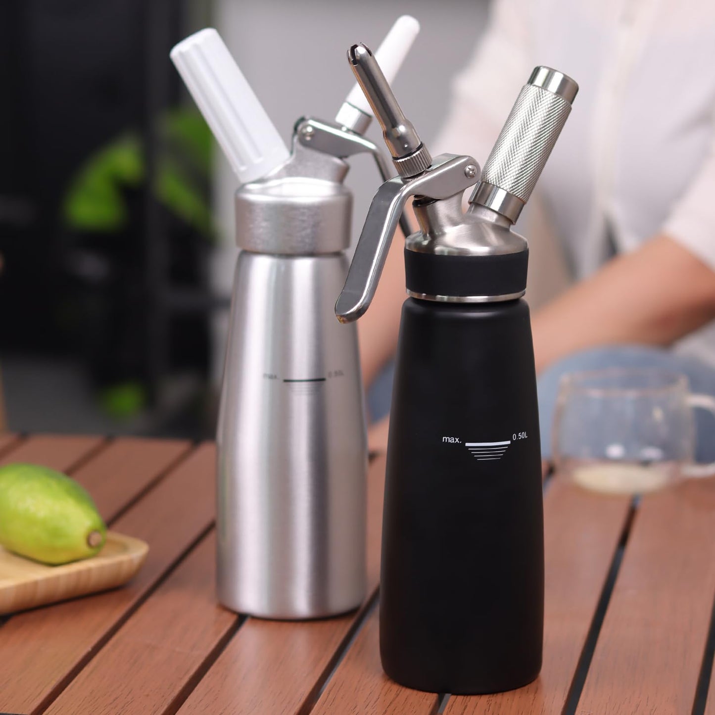 Sivaphe Stainless-Steel Professional Whipped Cream Dispenser, 1-Pint Whip Cream Maker Canister, Leak-Free Cream Whipper Black(8-Gram Charger Not Included)