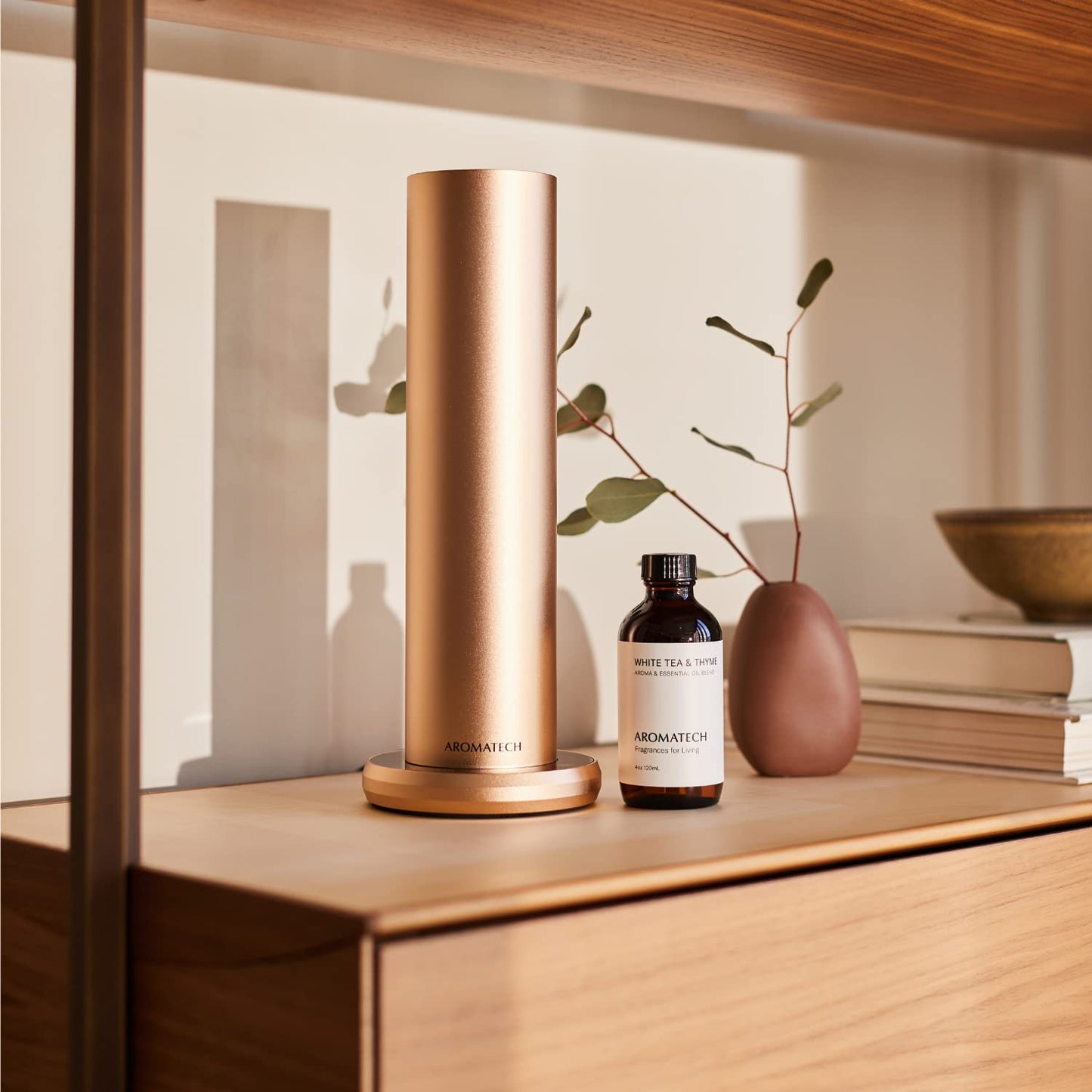 AromaTech White Tea & Thyme Premium Aroma Oil – Crisp & Delicate Home Fragrance with Notes of Tea Leaf, Fresh Thyme & Amber for Scent Diffusers, Cold-Air and UltraSonic Scent Machines – 120 mL