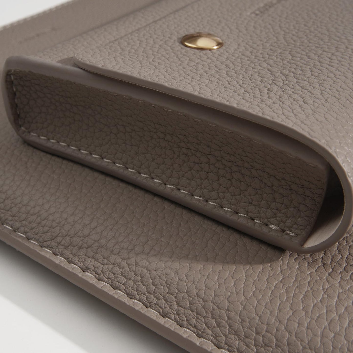 Yesmornsis PU Leather Padded Laptop Sleeve Bag 13Inch Compatible with New MacBook Air 13 M4 M3 A3240 A3113, 2024 MacBook Pro 13 M2 A2686 with Charger Pouch Color Camel