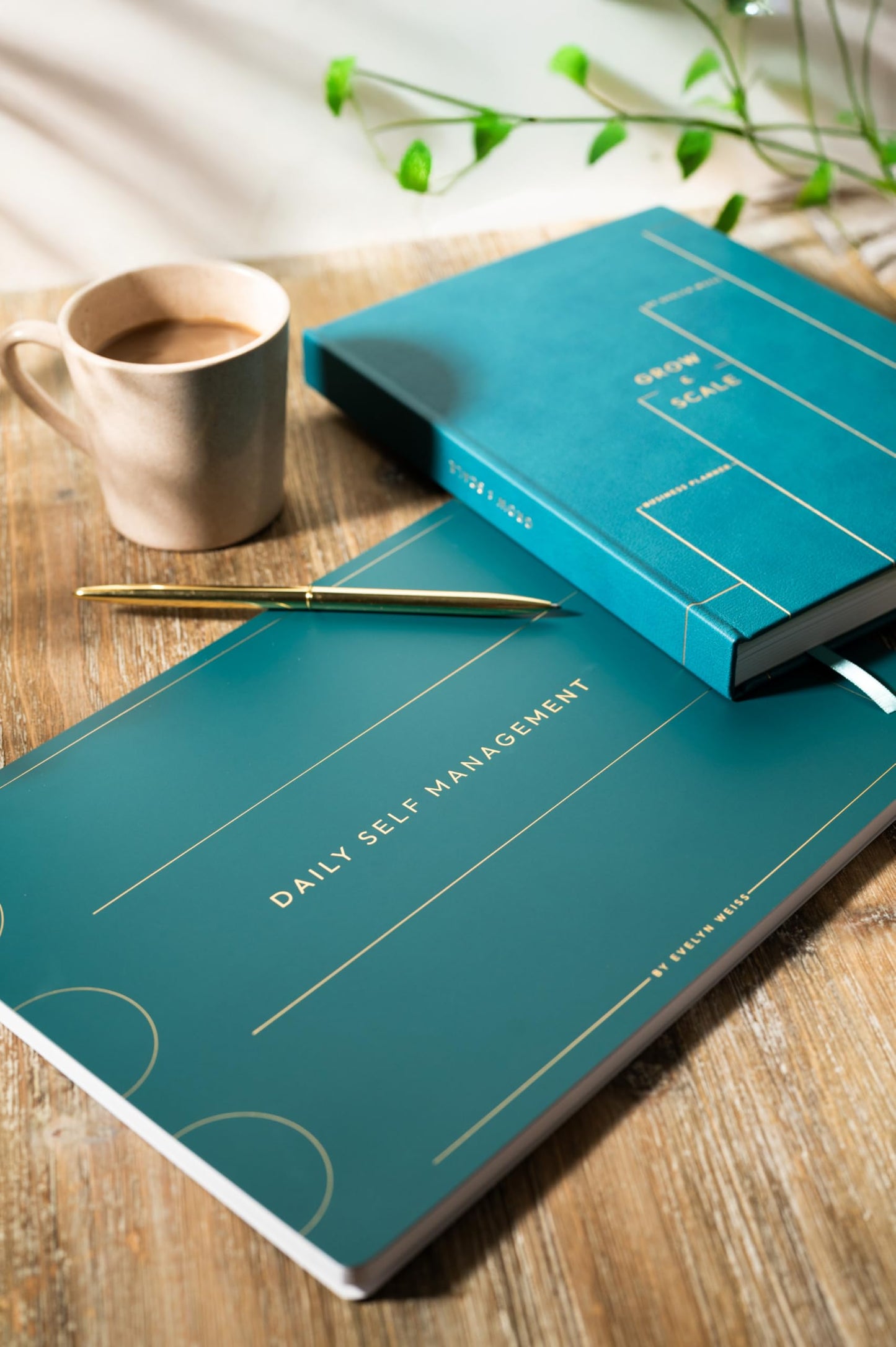 Growth and Scale Notepad (Premium) for Goal Setting, Productivity & Business Growth – Strategic Planning, Daily Tracking, Self-Reflection & Success Mindset
