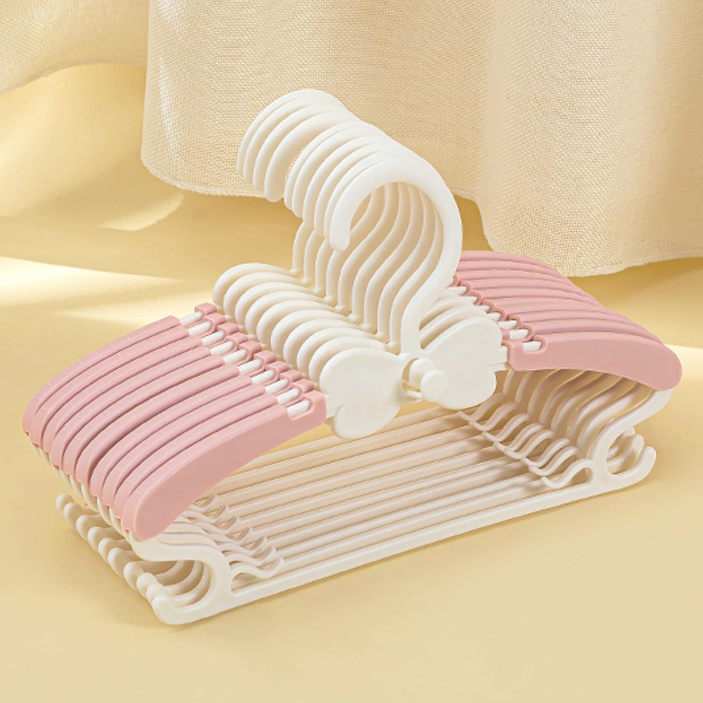 VSV stoage Baby Hangers, Kids Hangers with Stackable Hooks, Baby Clothes Hanger with Adjustable 28-37cm Arms, Bebe Cintre Pour Vêtements for Girls Dress Cloest, Pink Hangars for Toddler Cintre Enfant