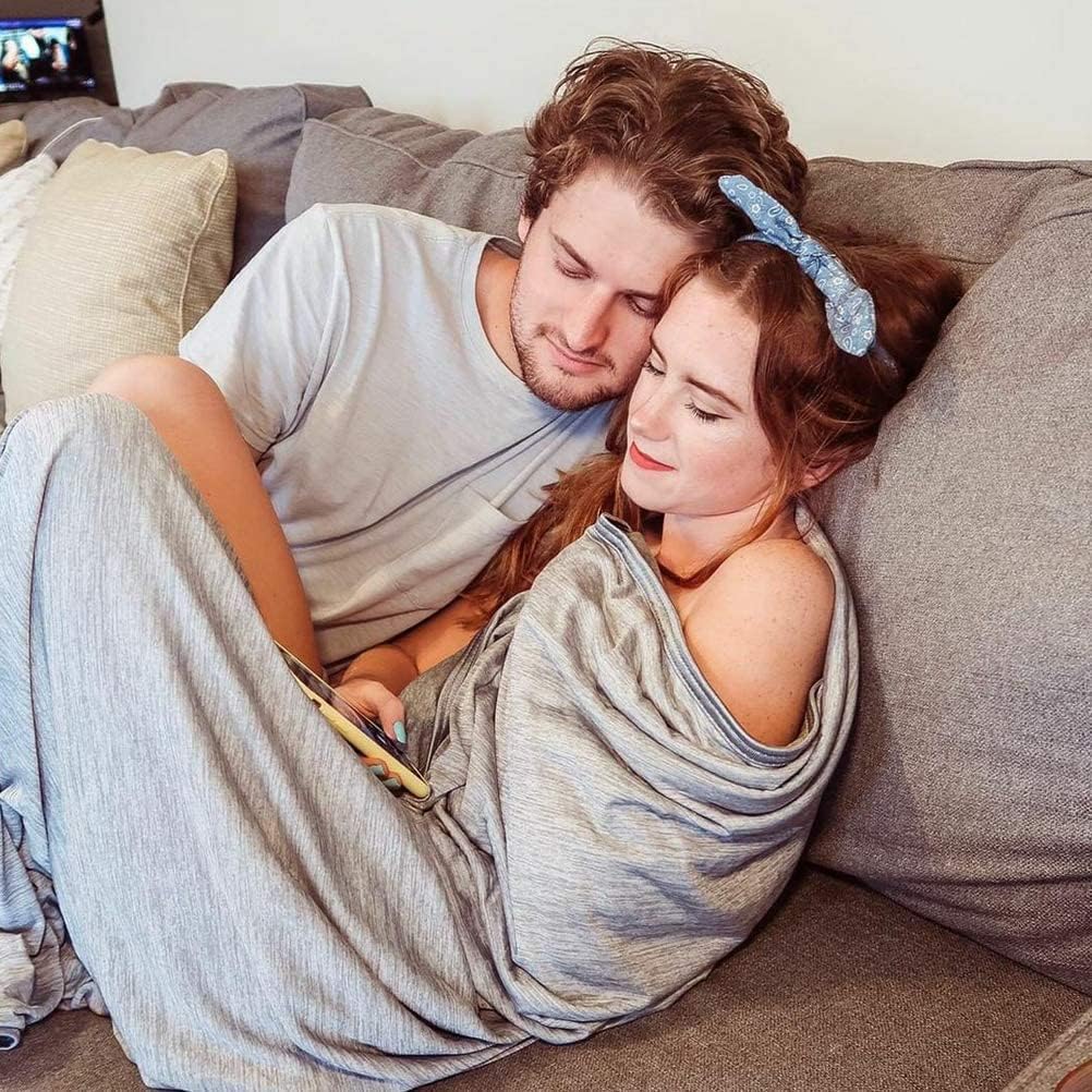 Elegear Cooling Blanket King, Breathable Summer Blanket Lightweight Q-MAX>0.5, Arc-Chill 3.0 Fiber Cool-to-Touch Ice Cool Blanket Double Sided for Hot Sleeper Night Sweats, Adults, Grey, 90X108 inch
