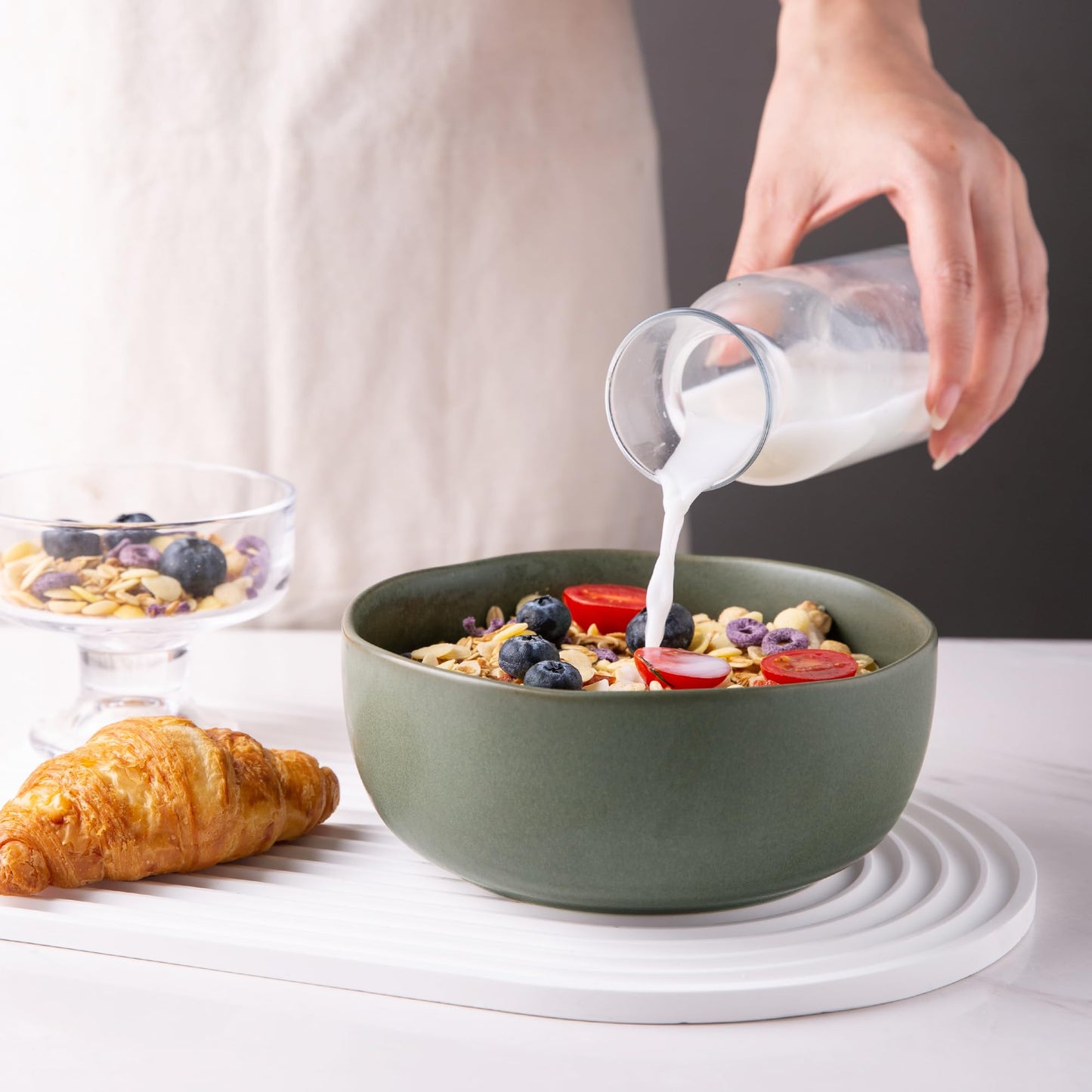 AmorArc Stoneware Cereal Bowls for Kitchen, 28oz Large Ceramic Soup Bowls Set of 6 for Meal Soup Snacks, Oven,Dishwasher&Microwace Safe Kitchen Bowls with Wavy Rim, Reavtive Glaze