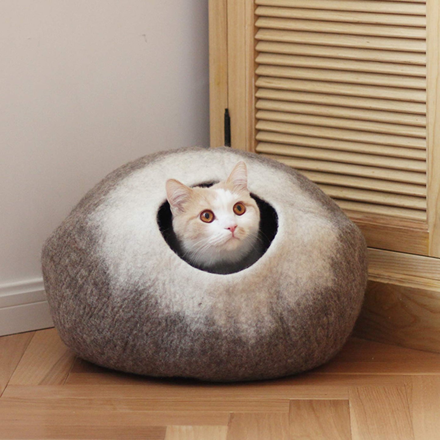Khore Felt Cat Cave Bed (Large) - 100% Natural Merino Wool Handmade Beds for Indoor Cats and Kittens (White Pebble)