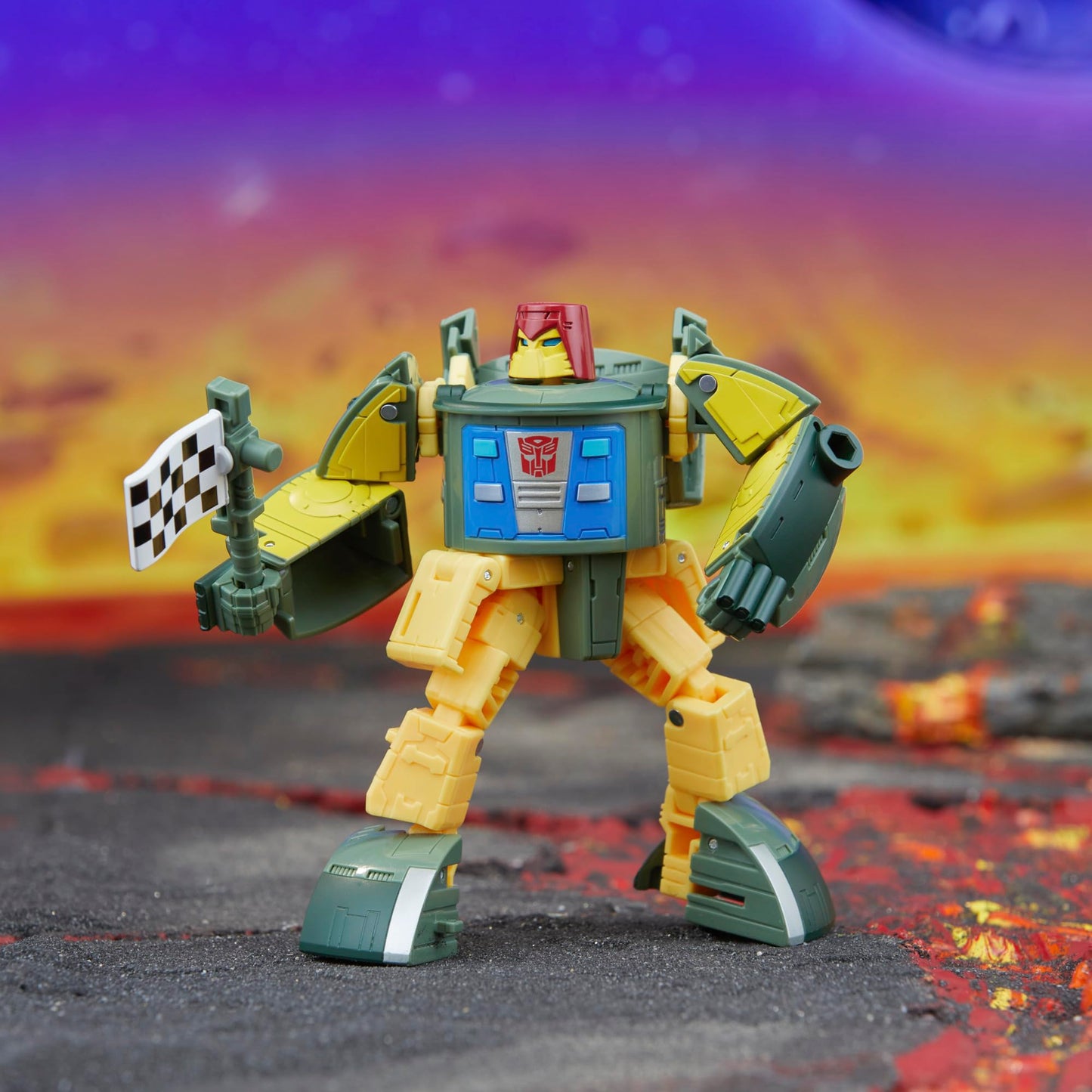 Transformers Legacy Deluxe Class Autobot Cosmos, 5.5-inch Converting Action Figure, 8+