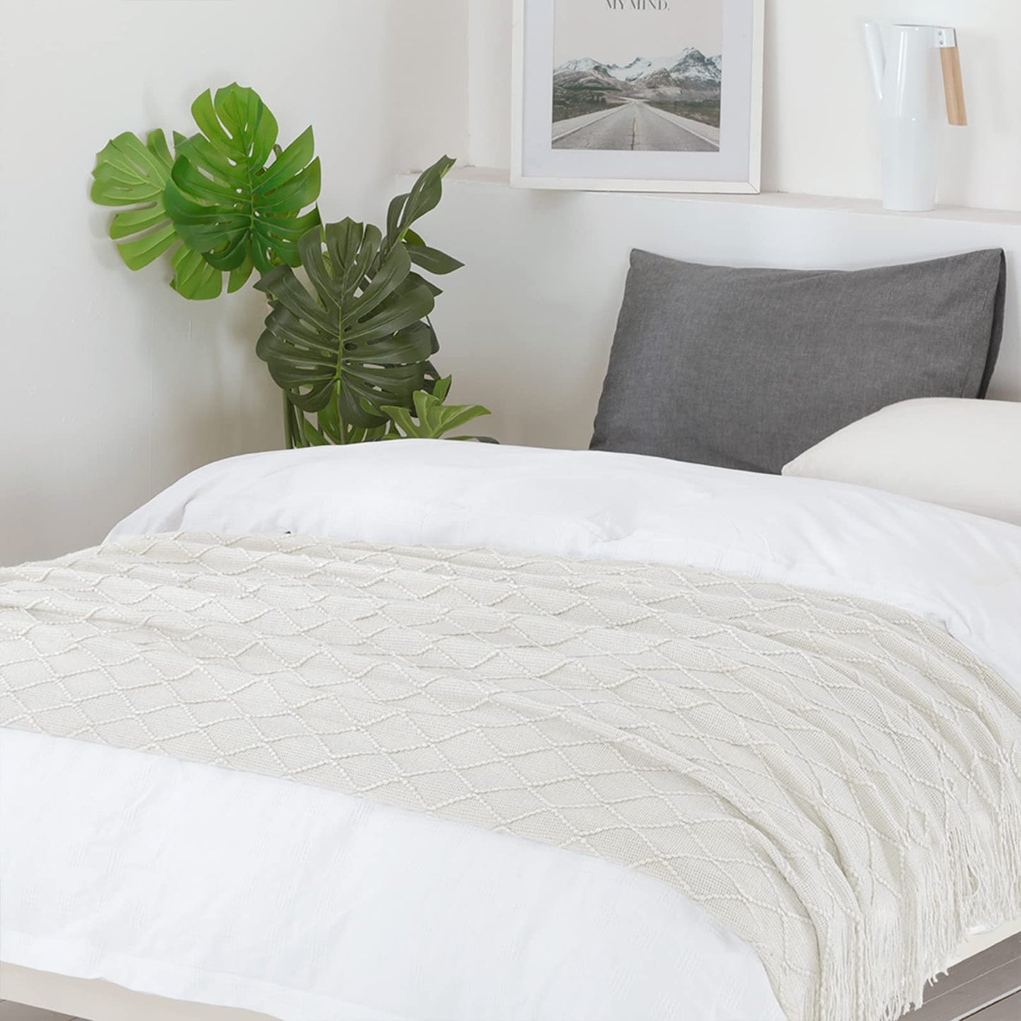 BOURINA Throw Blanket Textured Solid Soft Sofa Couch Decorative Knitted Blanket (Beige,50x60 inches)