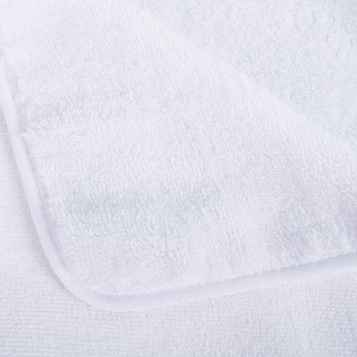Polyte Microfiber Quick Dry Lint Free Bath Towel, 57 x 30 in, Pack of 4 (White)