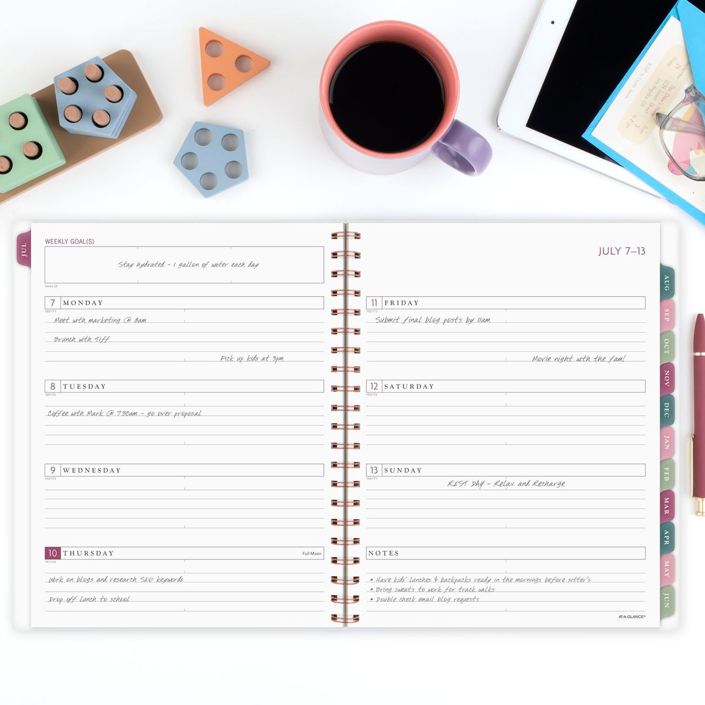 AT-A-GLANCE Planner 2025-2026 Academic, Weekly & Monthly, 8-1/2" x 11", Large, Monthly Tabs, Flexible Cover, Badge Floral (1734F-905A)