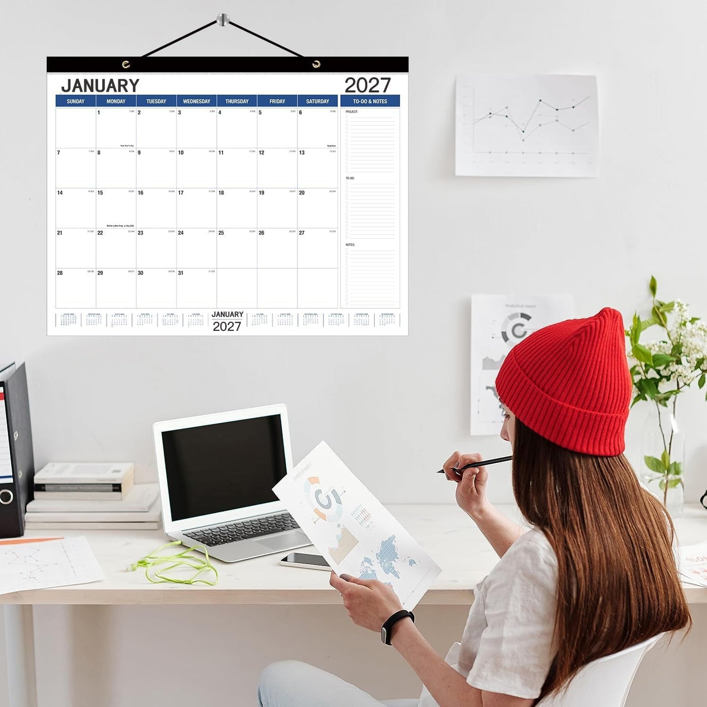 Large Wall Calendar 2026.7-2027.12: Desk Calendar 21.96 x 16.96 Inches,Large Desk Calendar Runs From July 2026 - December 2027 for Home Office Planning and Organizing Family Planner with Notes, Pocket (Simple Style)