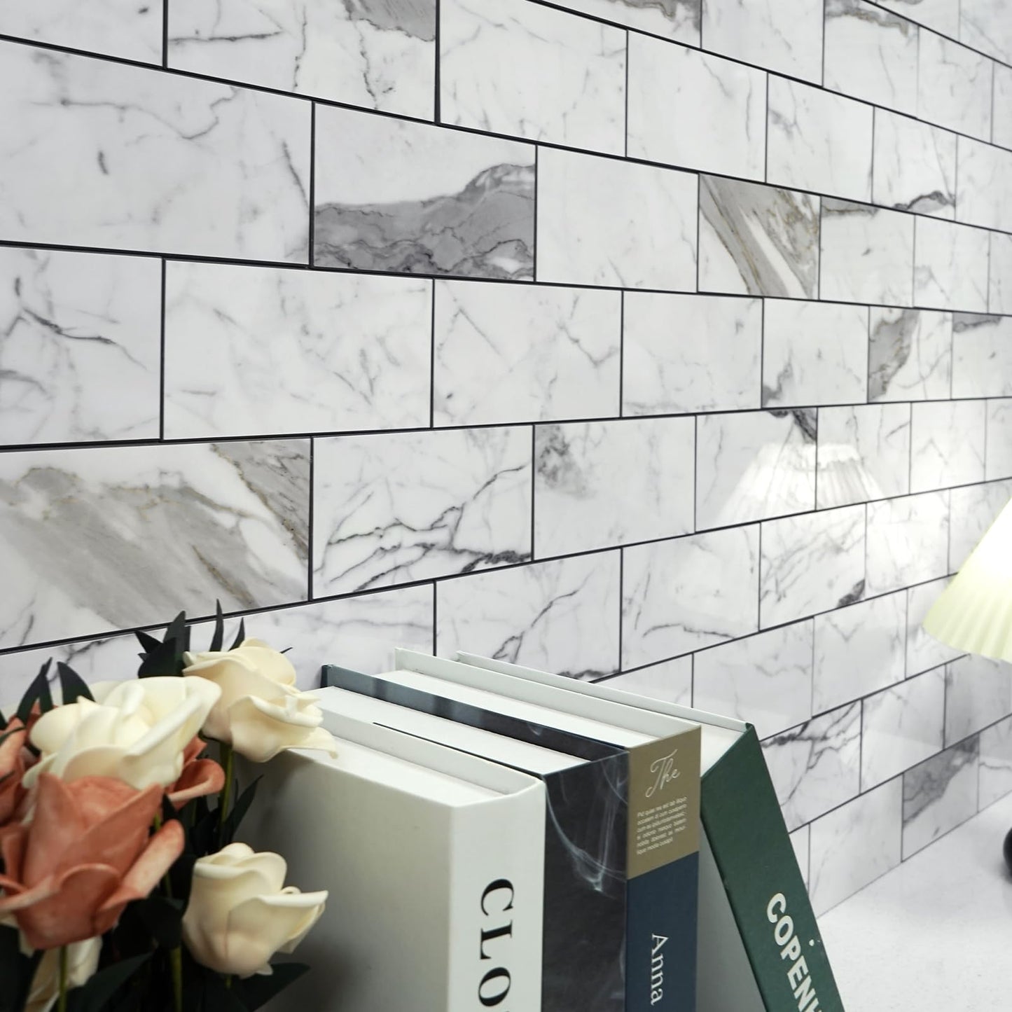 Vamos Tile 100-Piece Glossy Statury White Peel and Stick Backsplash Tile,3''x6'' PVC Subway Tile with Dark Gray Grout, Stick on Backsplash for Kitchen/Bathroom/Fireplace