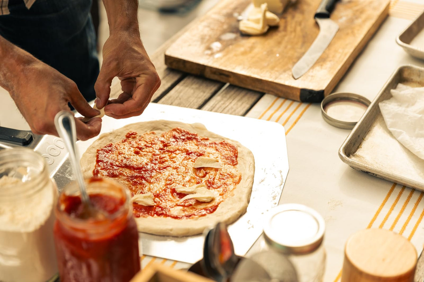 Ooni 12" Pizza Peel – Long Handle Super Smooth Aluminium Pizza Paddle – Lightweight 12 Inch Pizza Turning Peel