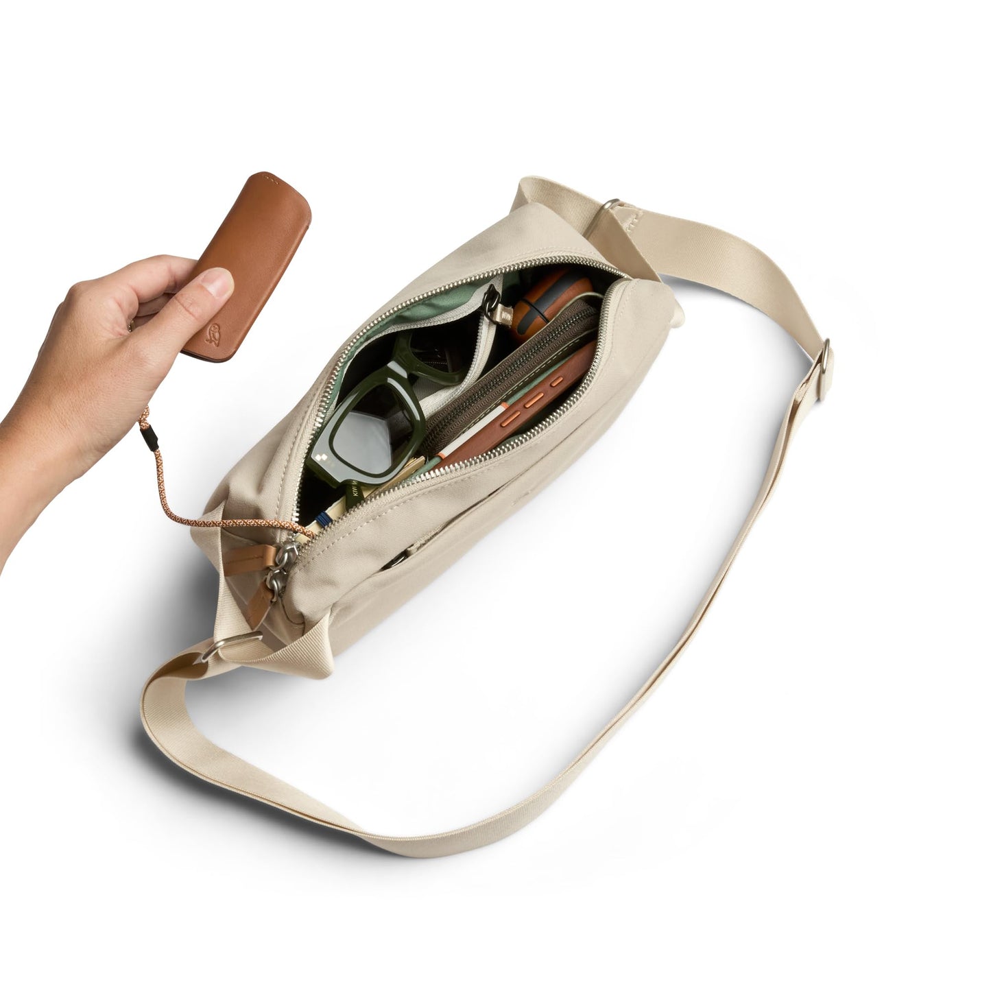 Bellroy Classic Sling (everyday 3 liter minimalist crossbody bag with internal organization, adjustable crossbody strap, and auto-compression system) - Tahini