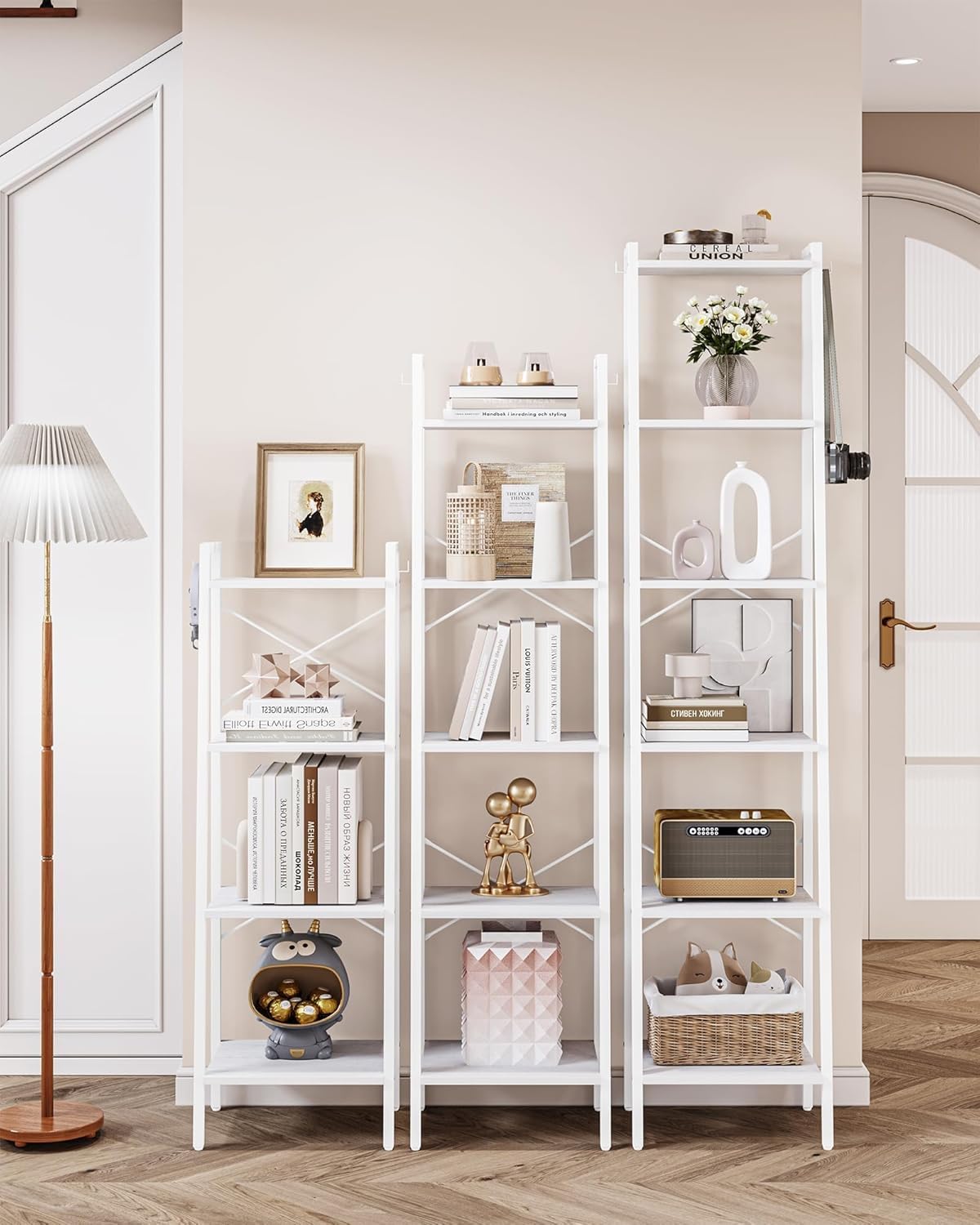 Hzuaneri Ladder Shelf, Bookshelf Bookcase, Freestanding Corner Storage Shelve with 2 Hooks for Home Office, Living Room, Kitchen, Bedroom, Industrial, 5-Tier White BC03213W