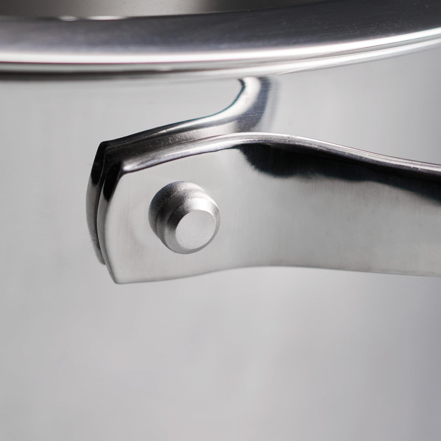Tramontina Tempo Tri-Ply Base Stainless Steel 8-Quart Stock Pot with Glass Lid, Induction-Ready Pasta Pot, Oven-Safe, Dishwasher-Safe