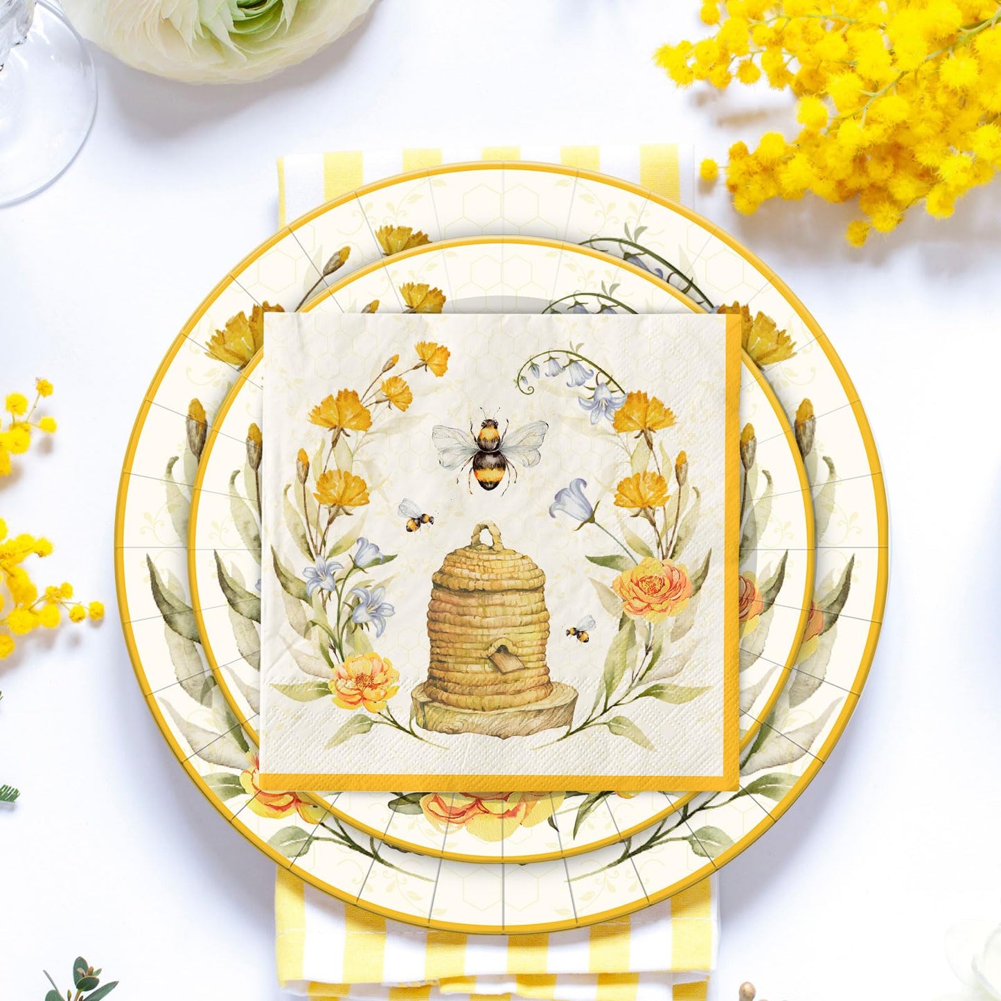 Whaline Bee Tableware Party Decorations Summer Bee Flower Disposable Dinnerware Set for Wedding Birthday Baby Shower Holiday Party Supplies Table Decor, Serve 24